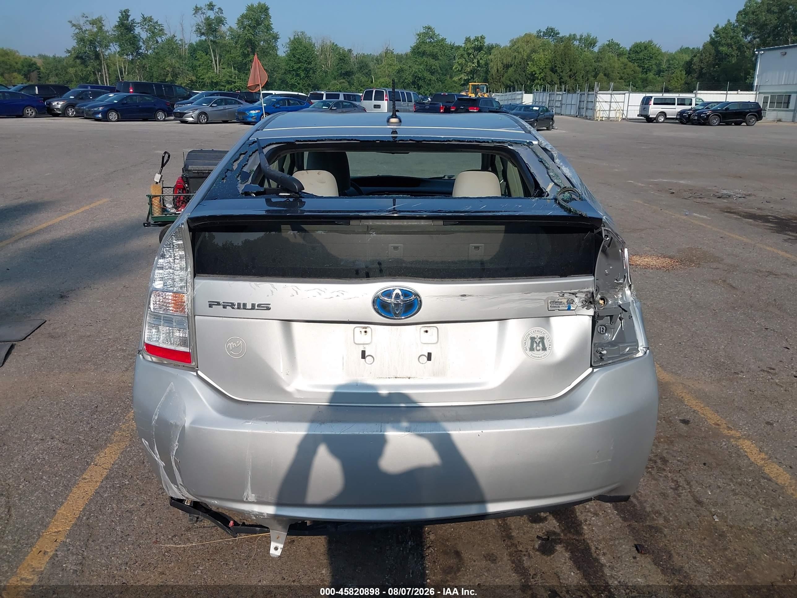 2011 Toyota Prius Two Silver vin: JTDKN3DU5B1474046