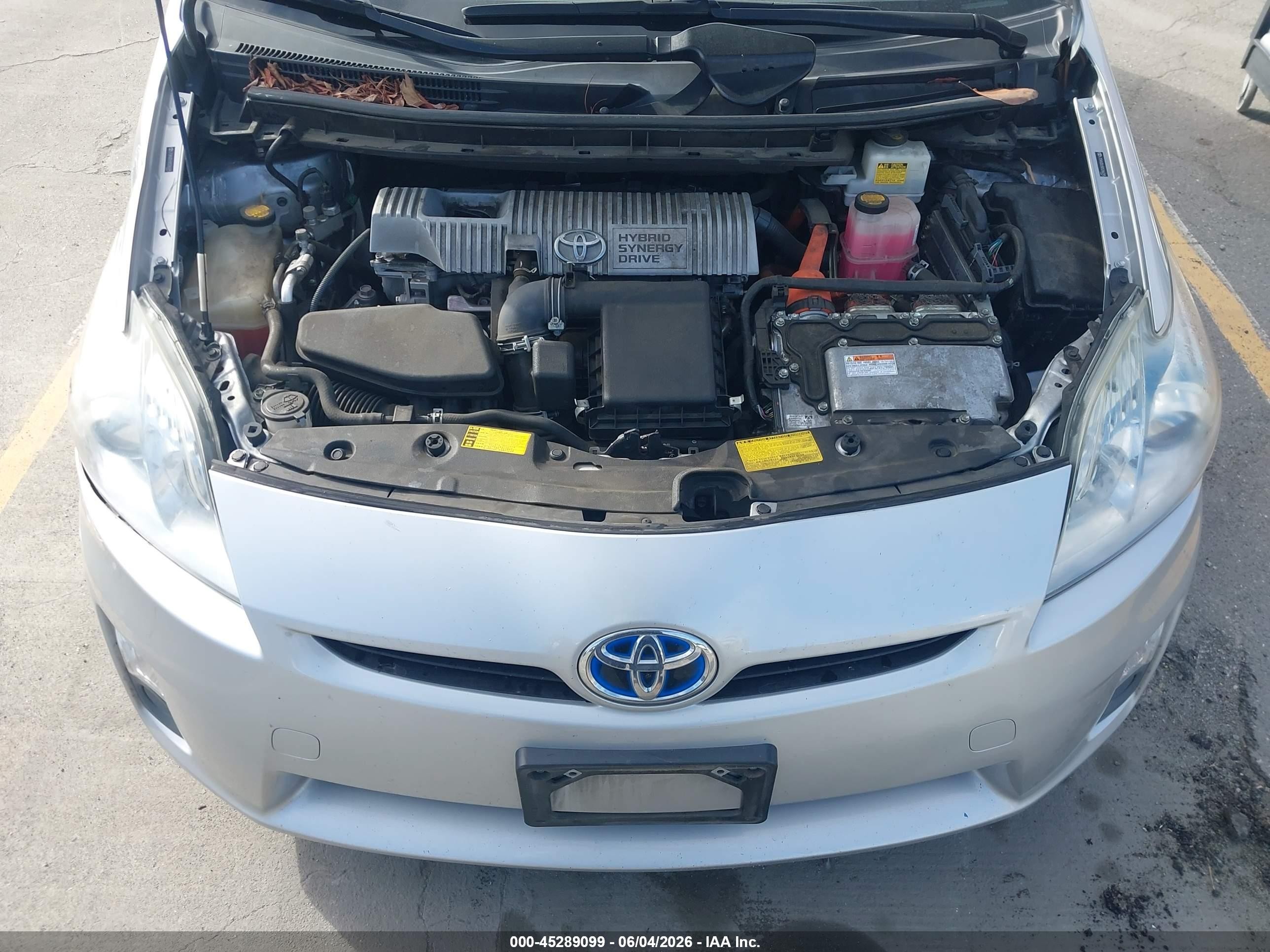 2011 Toyota Prius Two Gray vin: JTDKN3DU5B5286295
