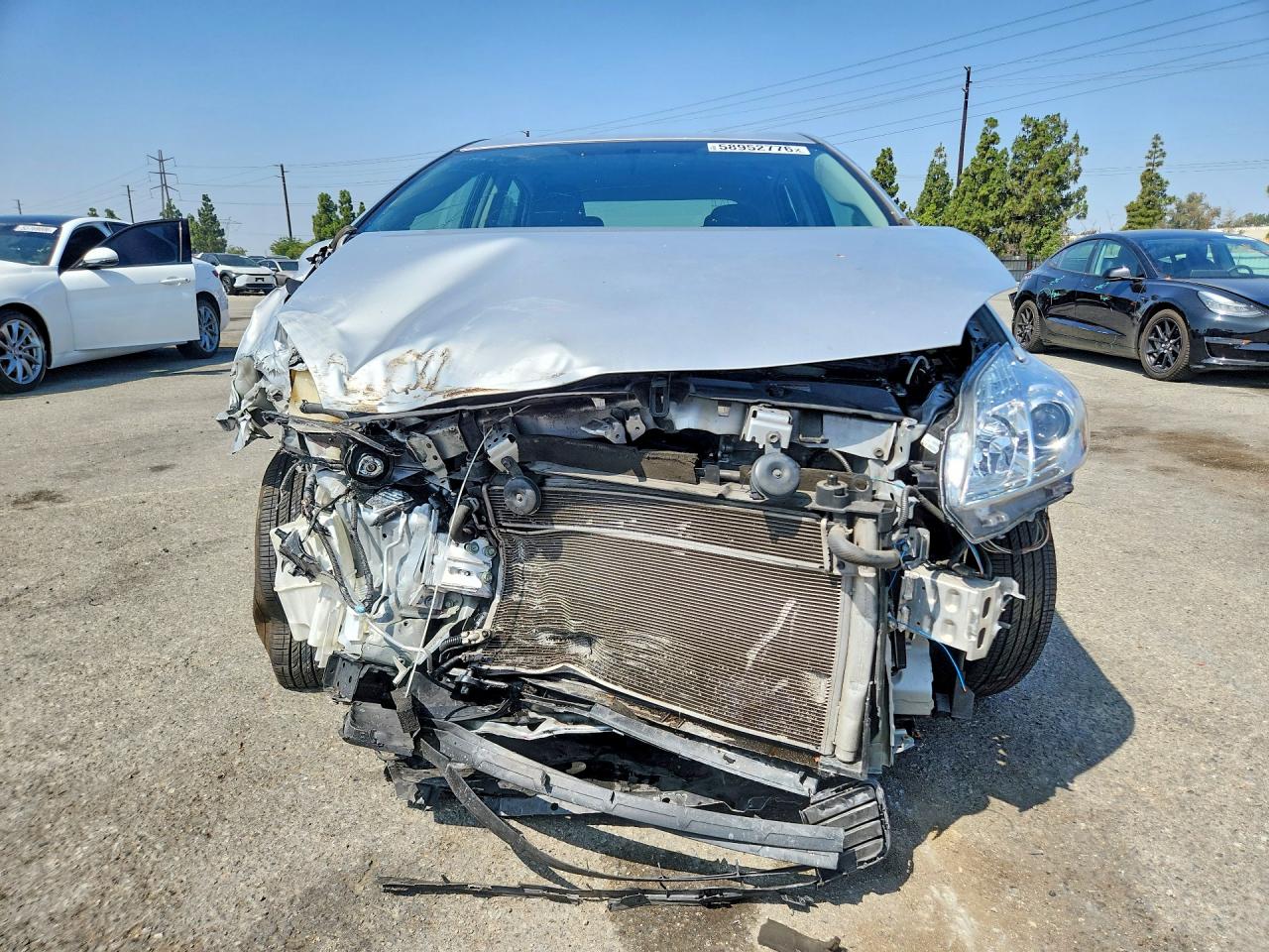 2011 Toyota Prius Three Silver vin: JTDKN3DU5B5322096