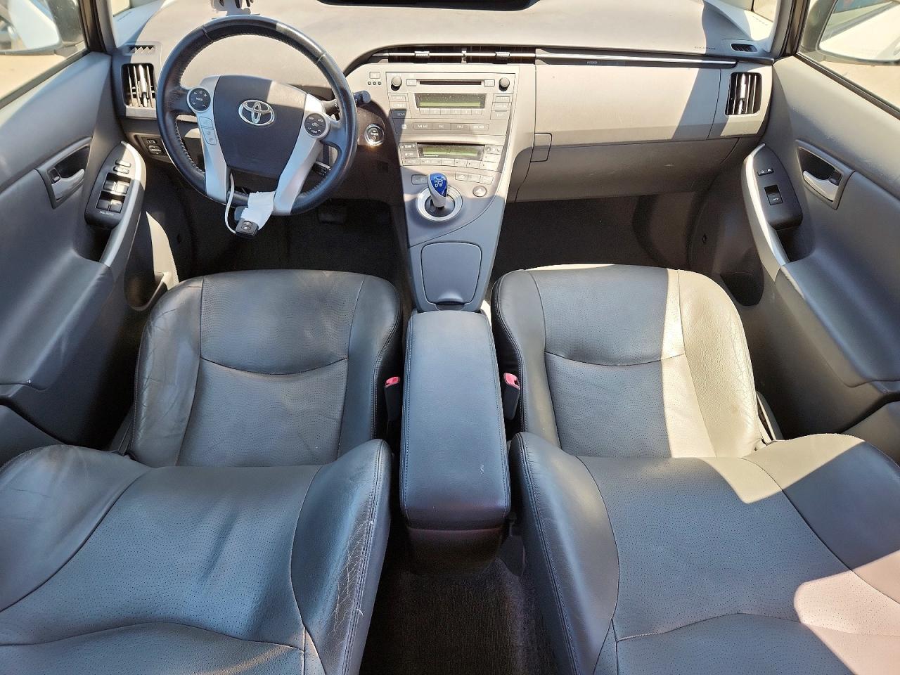2011 Toyota Prius One White vin: JTDKN3DU5B5327380