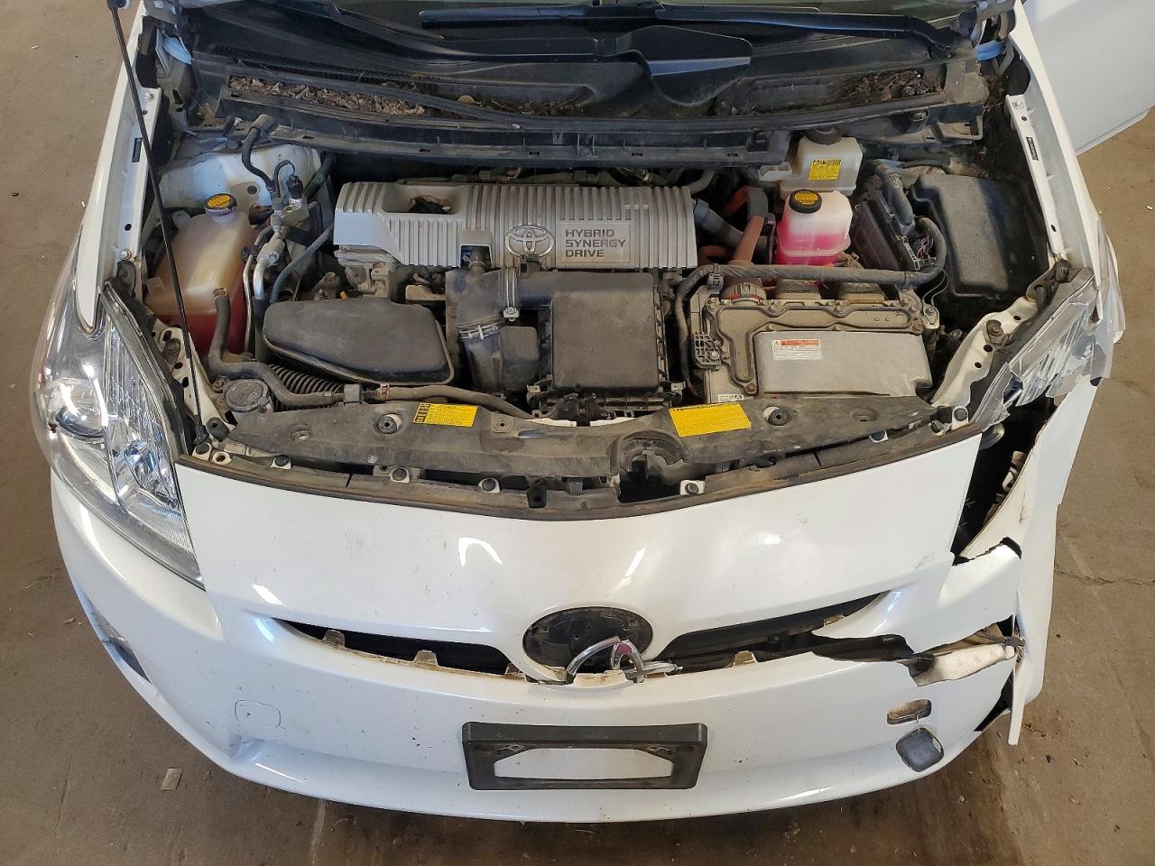 2011 Toyota Prius Two Белый vin: JTDKN3DU5B5362730