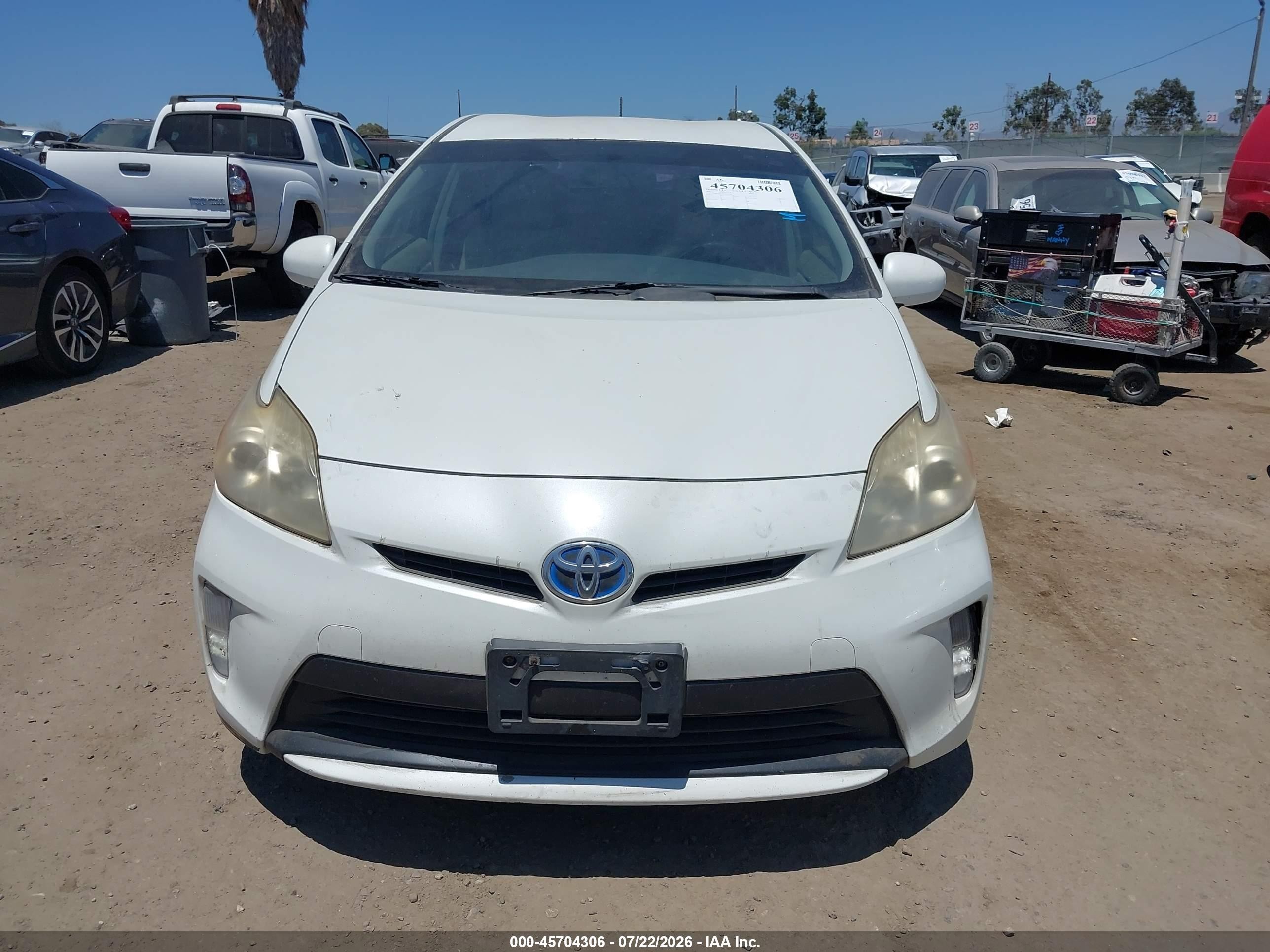 2012 Toyota Prius Two White vin: JTDKN3DU5C1543593