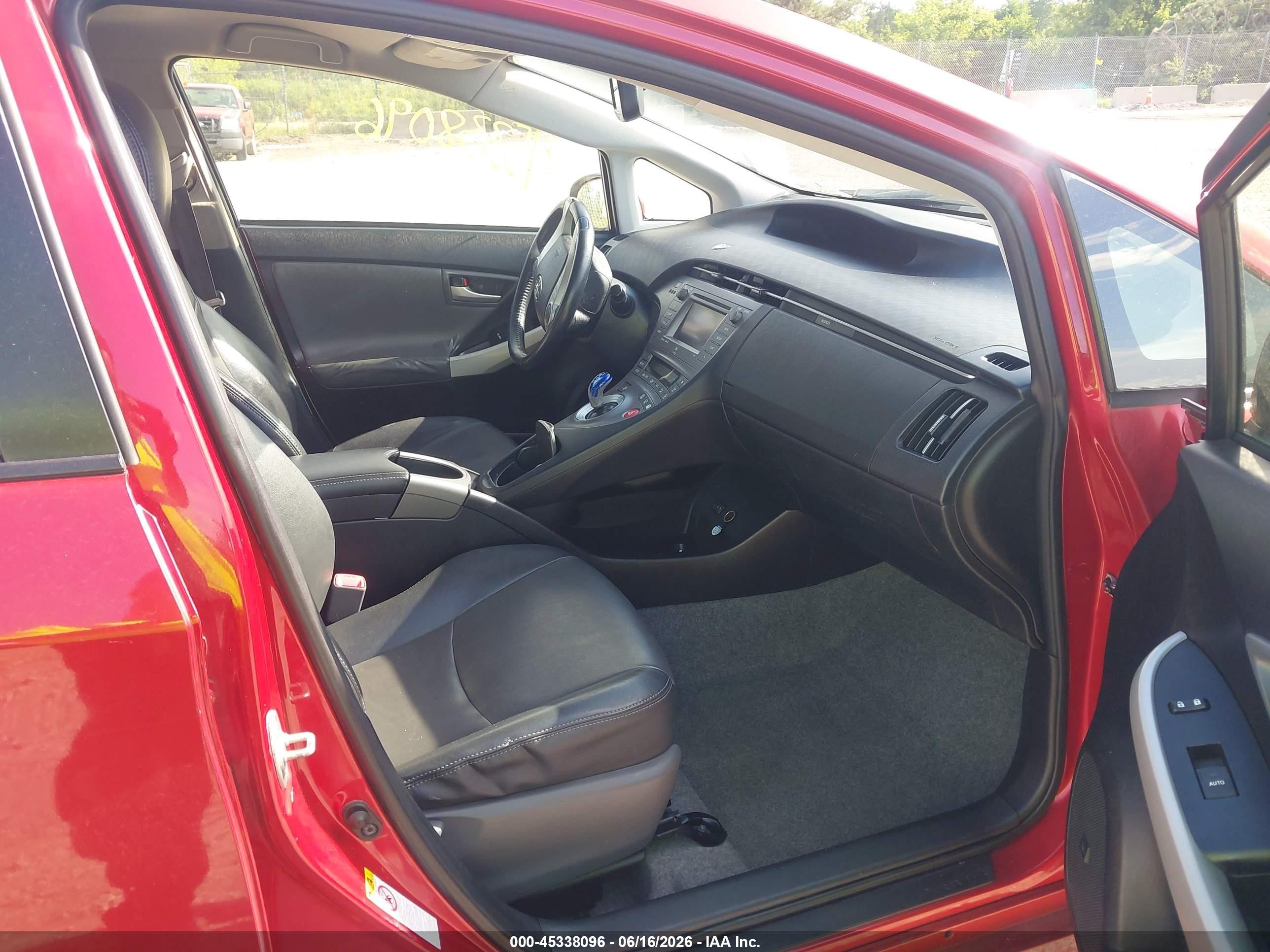 2012 Toyota Prius Four Red vin: JTDKN3DU5C1545957