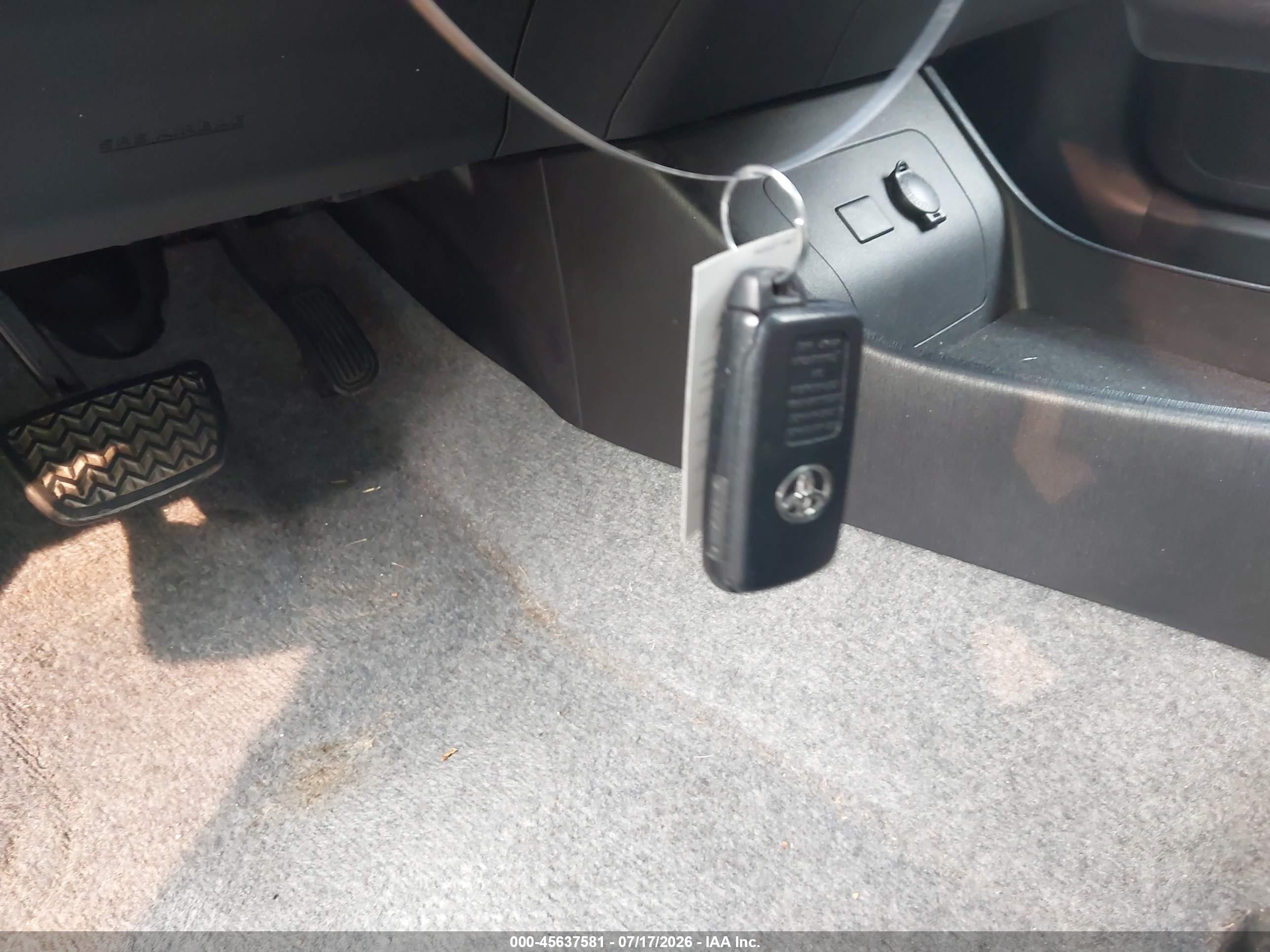 2012 Toyota Prius Серебряный vin: JTDKN3DU5C1553749