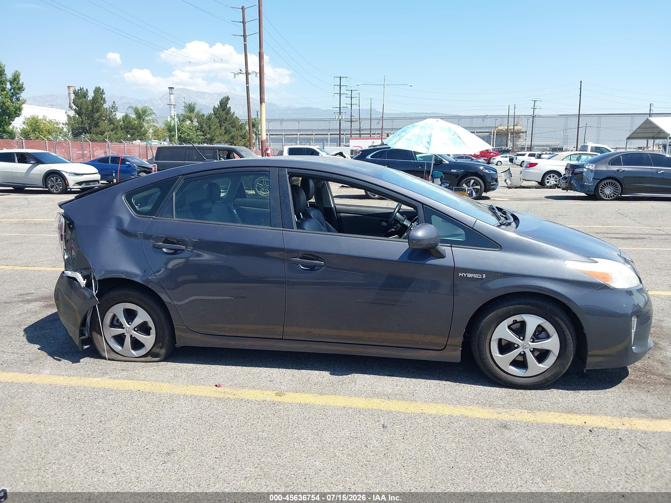 2012 Toyota Prius Four Brown vin: JTDKN3DU5C1581129