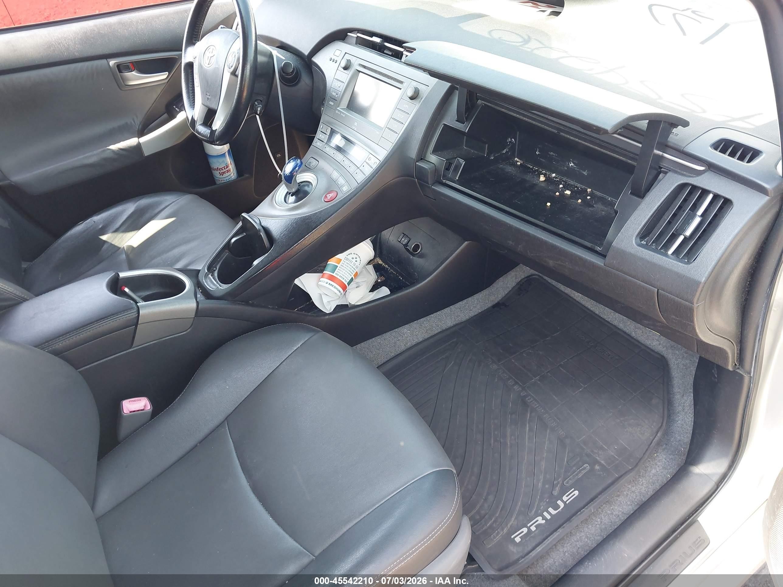 2012 Toyota Prius Four Silver vin: JTDKN3DU5C5385202
