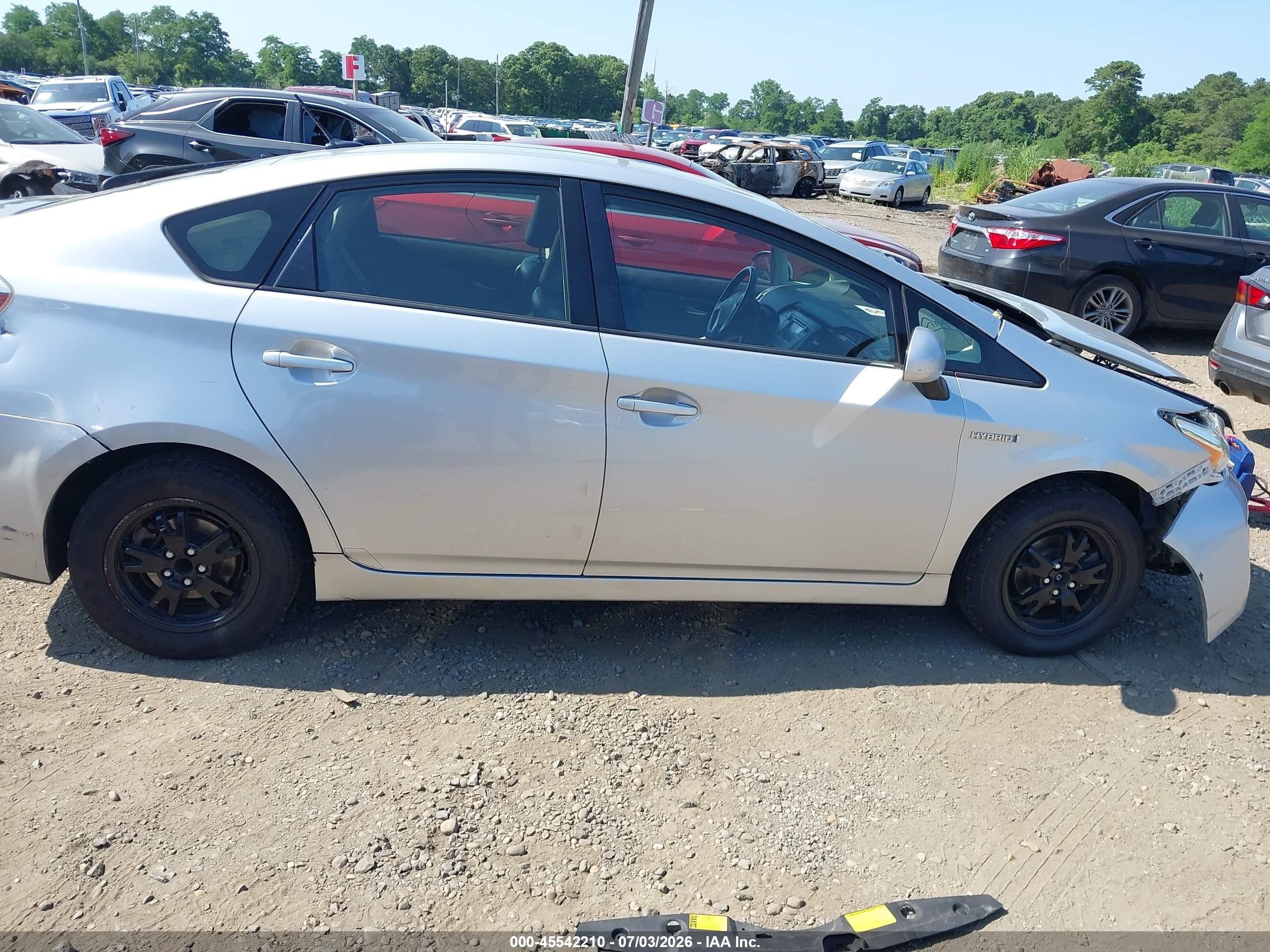 2012 Toyota Prius Four Silver vin: JTDKN3DU5C5385202