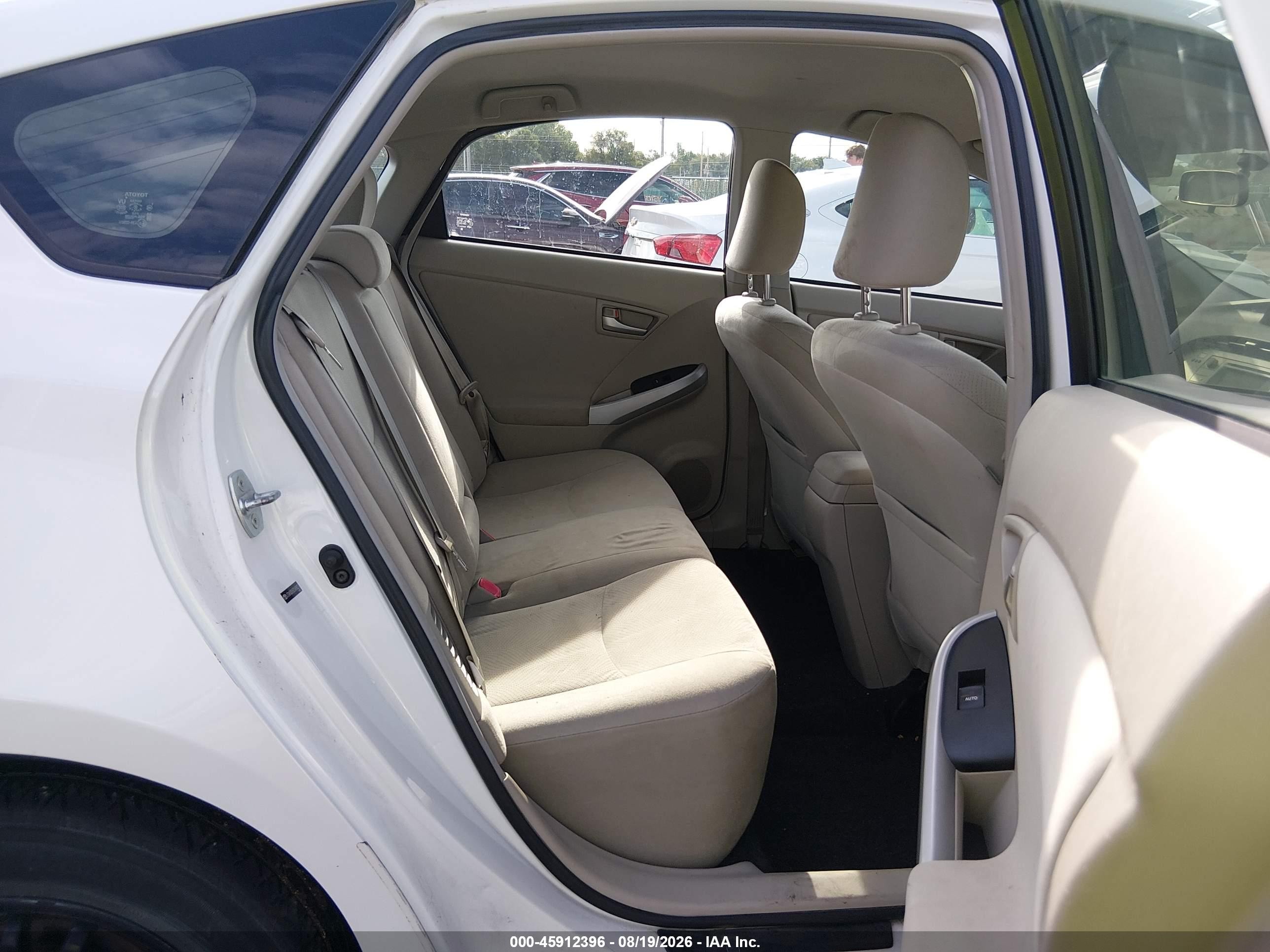 2012 Toyota Prius Two White vin: JTDKN3DU5C5458021