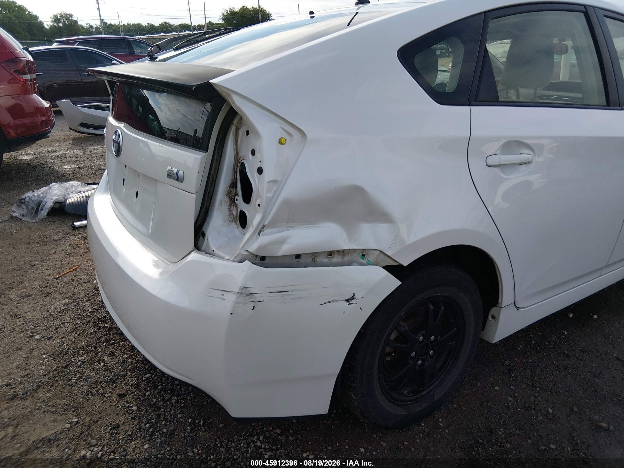 2012 Toyota Prius Two White vin: JTDKN3DU5C5458021