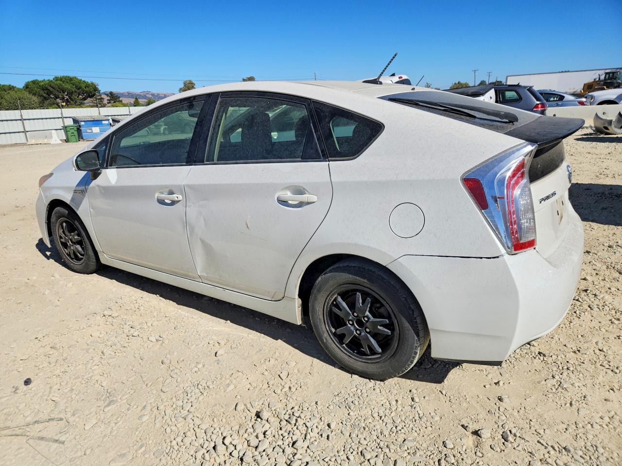 2012 Toyota Prius Three White vin: JTDKN3DU5C5494520