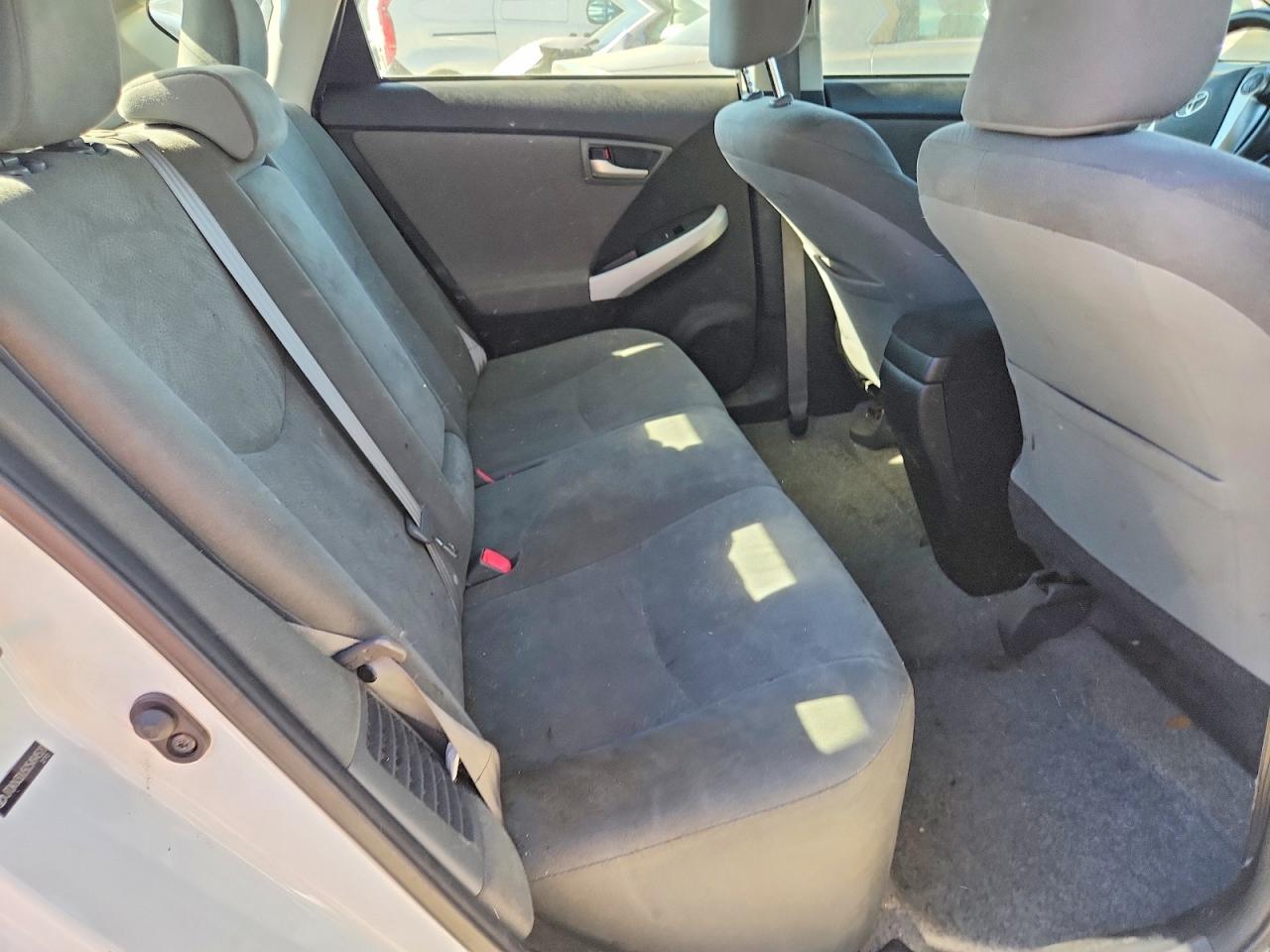 2012 Toyota Prius Three White vin: JTDKN3DU5C5494520