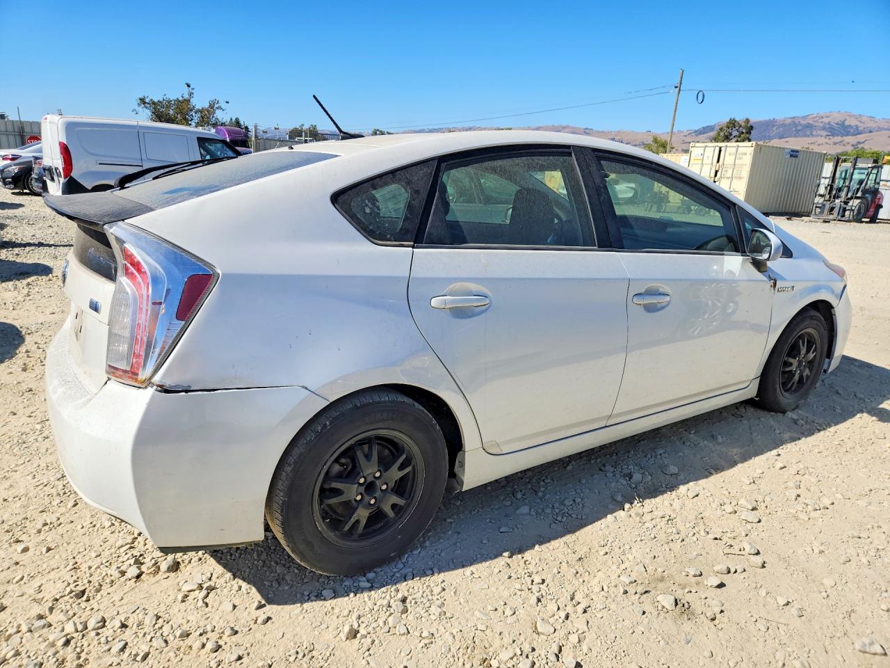 2012 Toyota Prius Three White vin: JTDKN3DU5C5494520
