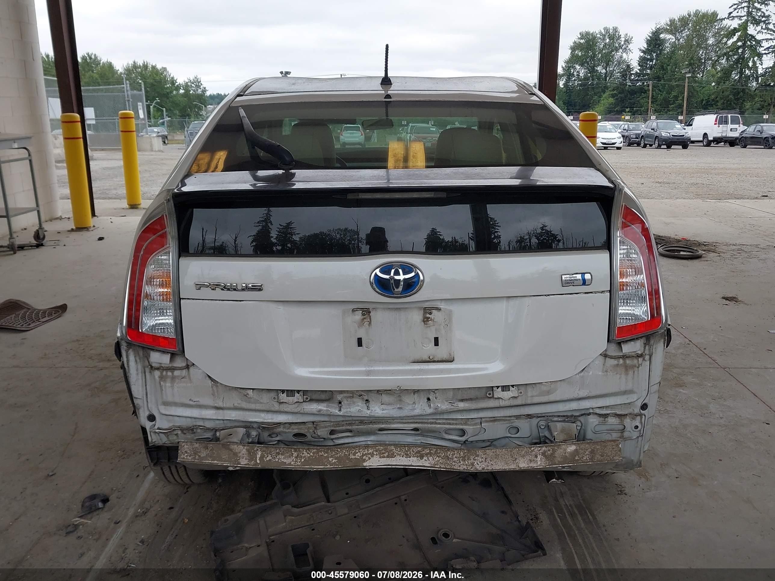 2012 Toyota Prius Two White vin: JTDKN3DU5C5518010