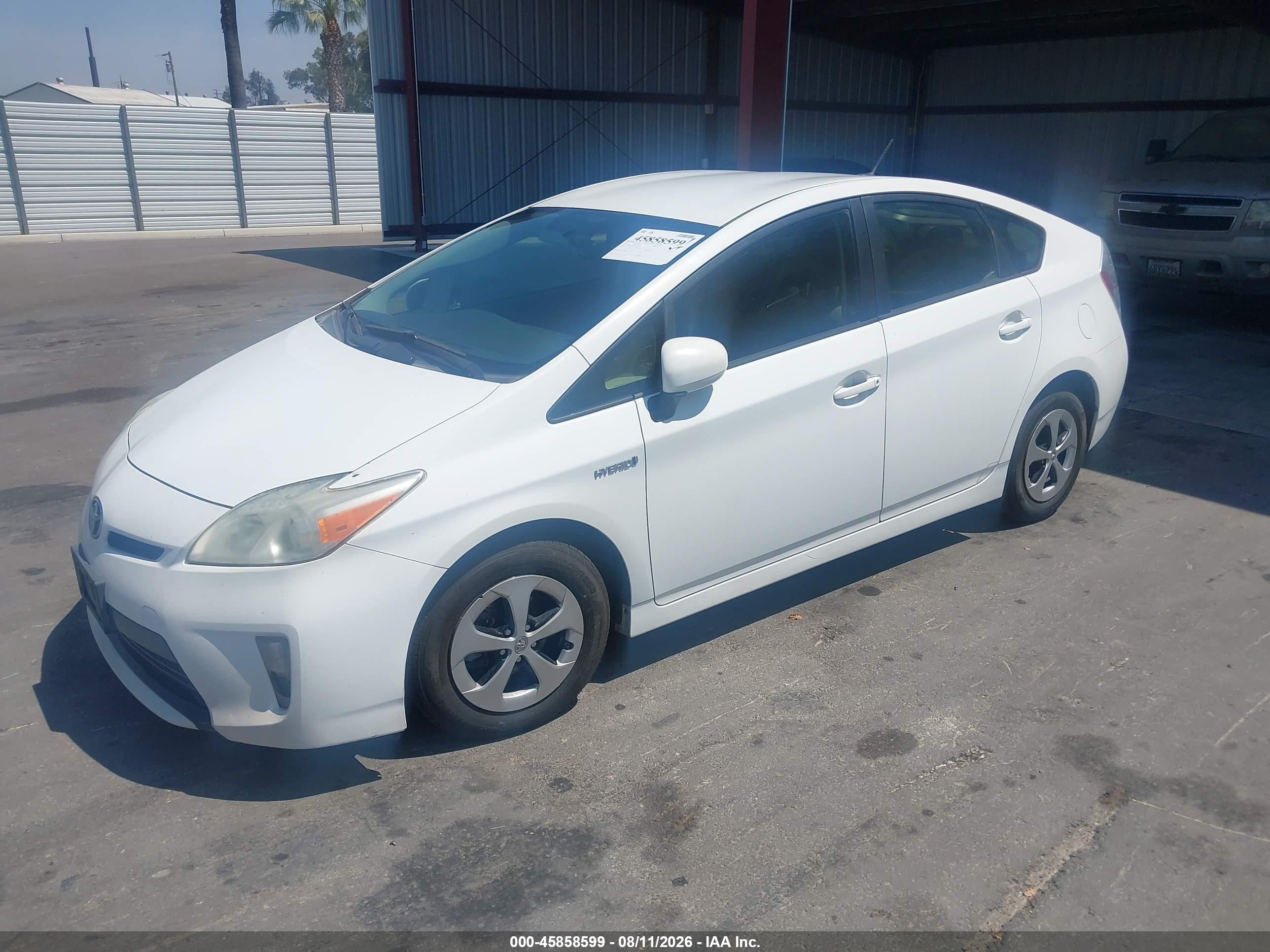 2012 Toyota Prius Three White vin: JTDKN3DU5C5527404