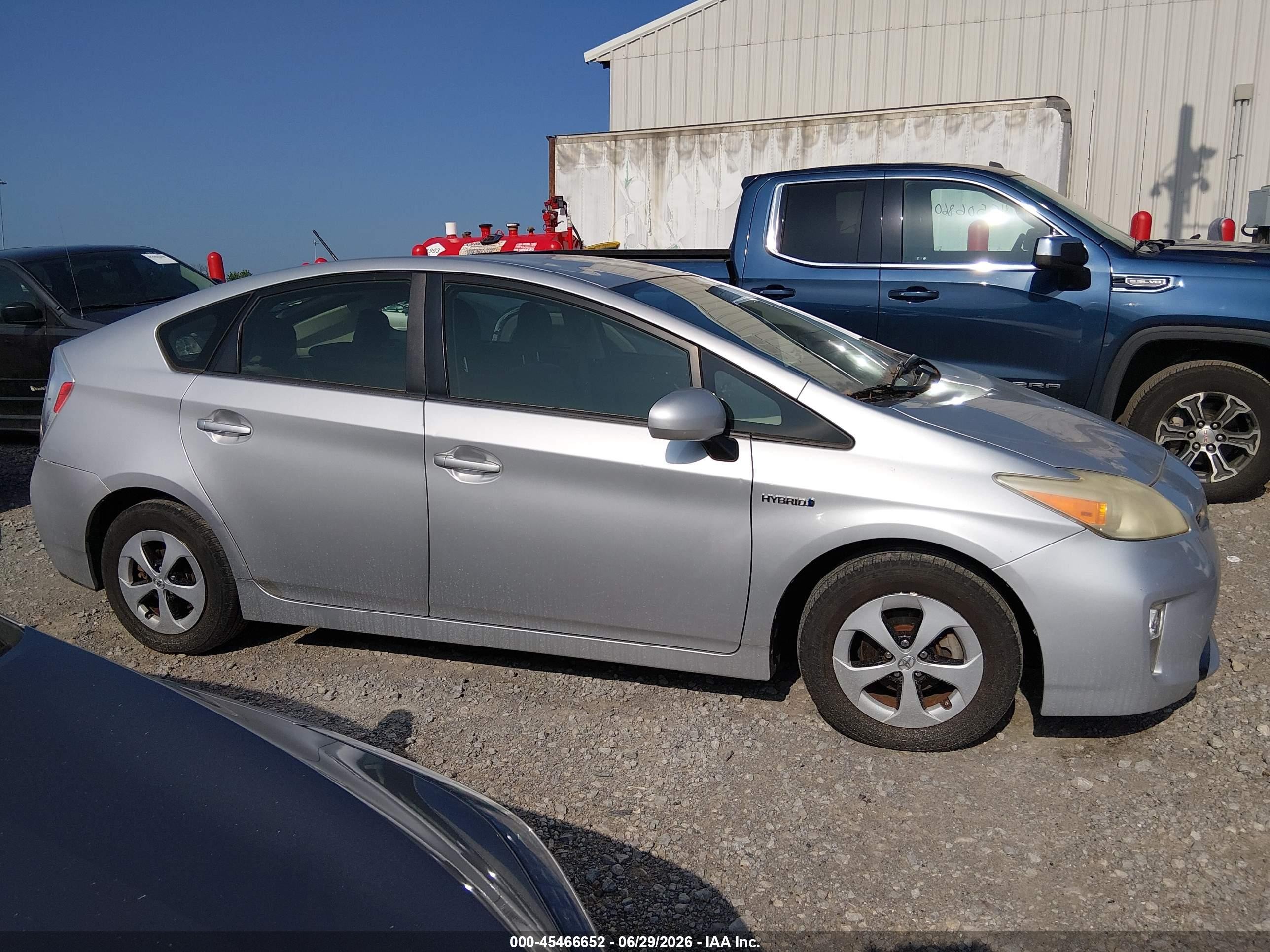 2013 Toyota Prius Three White vin: JTDKN3DU5D0337214