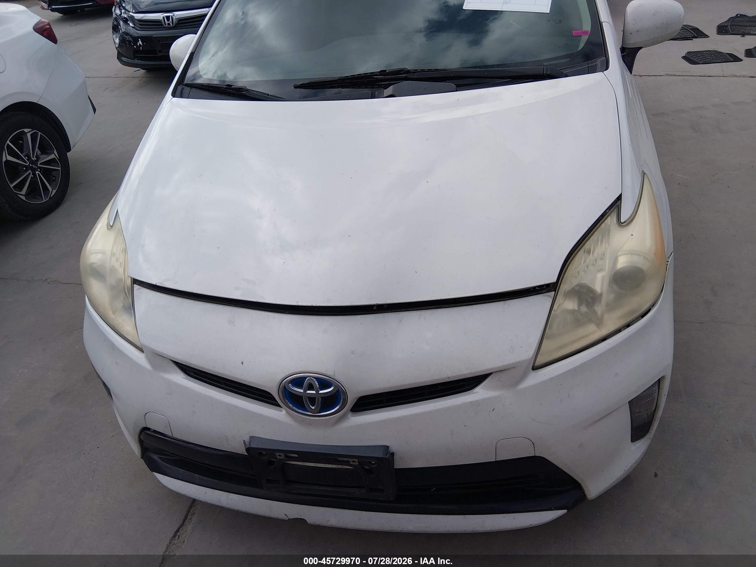 2013 Toyota Prius Two White vin: JTDKN3DU5D0348326