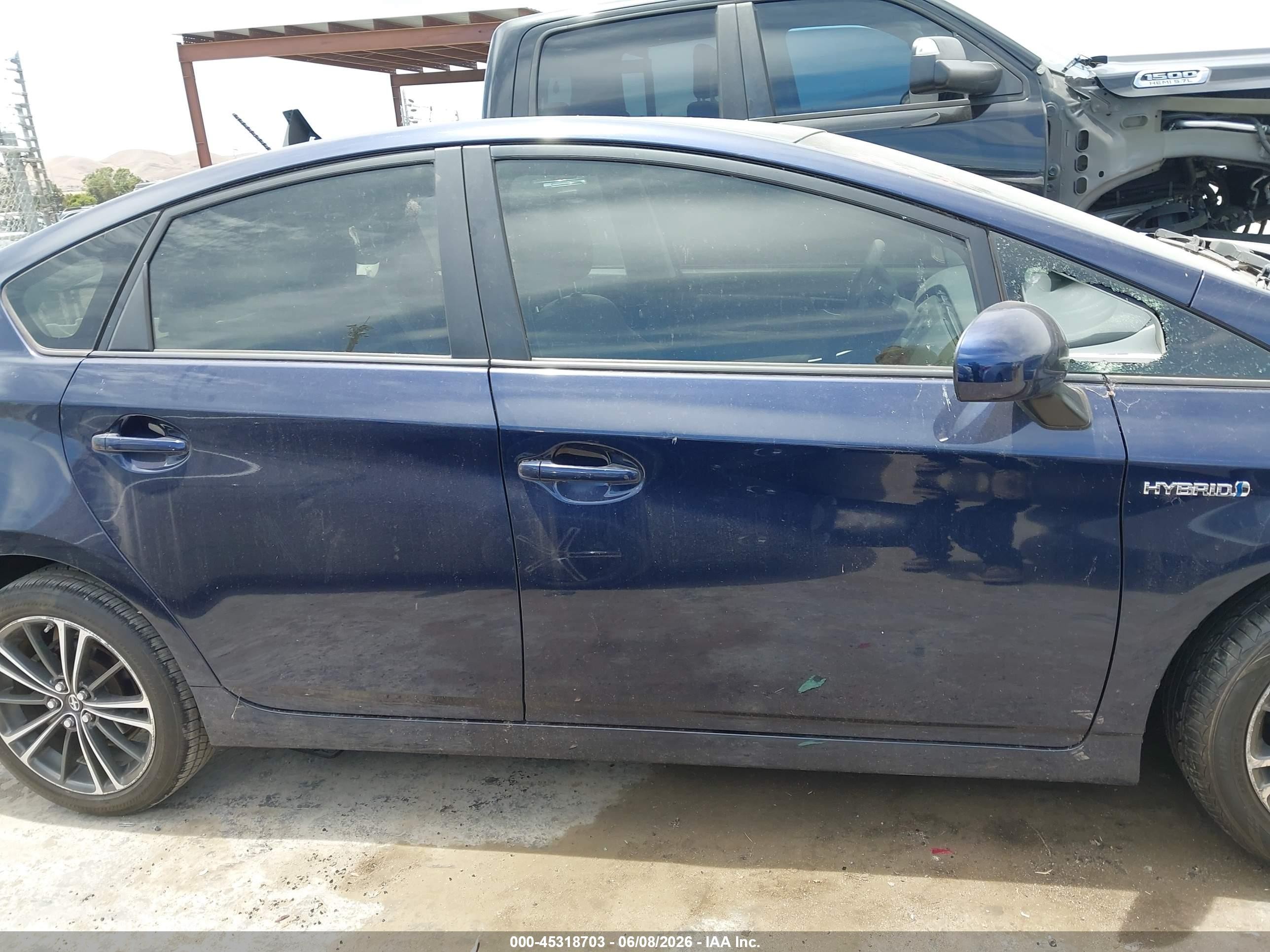 2013 Toyota Prius Three Blue vin: JTDKN3DU5D0351615