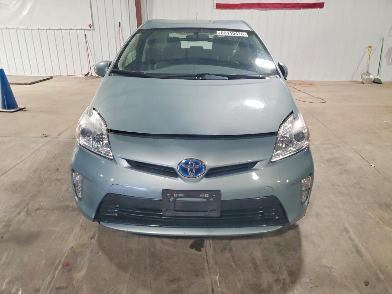 2013 Toyota Prius Two Green vin: JTDKN3DU5D1629178