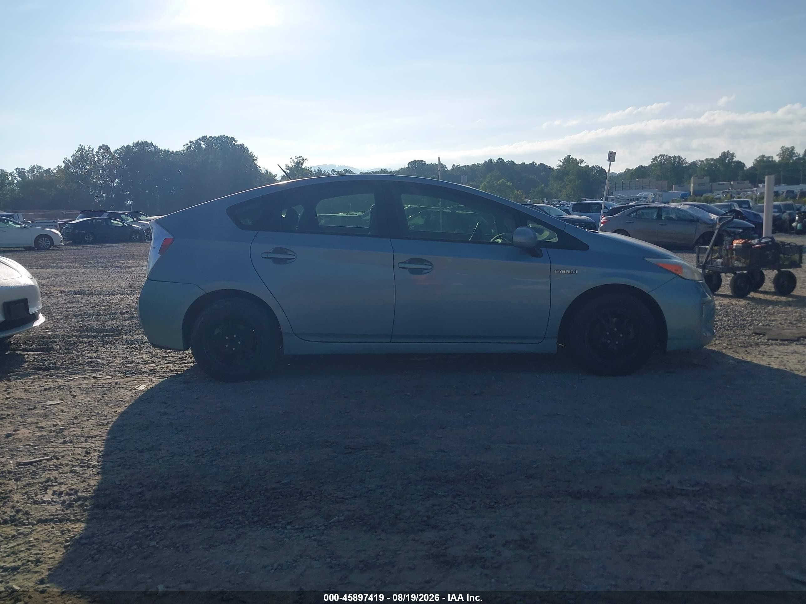 2013 Toyota Prius Four Green vin: JTDKN3DU5D1667557