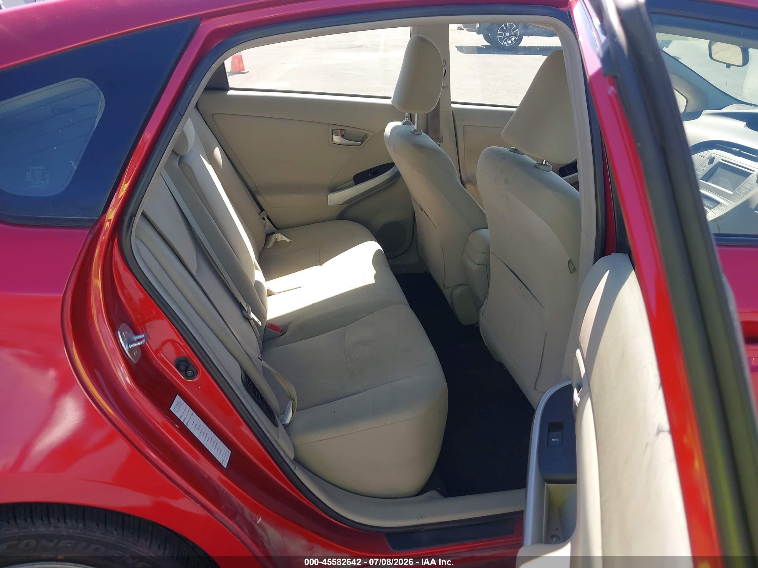 2013 Toyota Prius Two Red vin: JTDKN3DU5D1677019