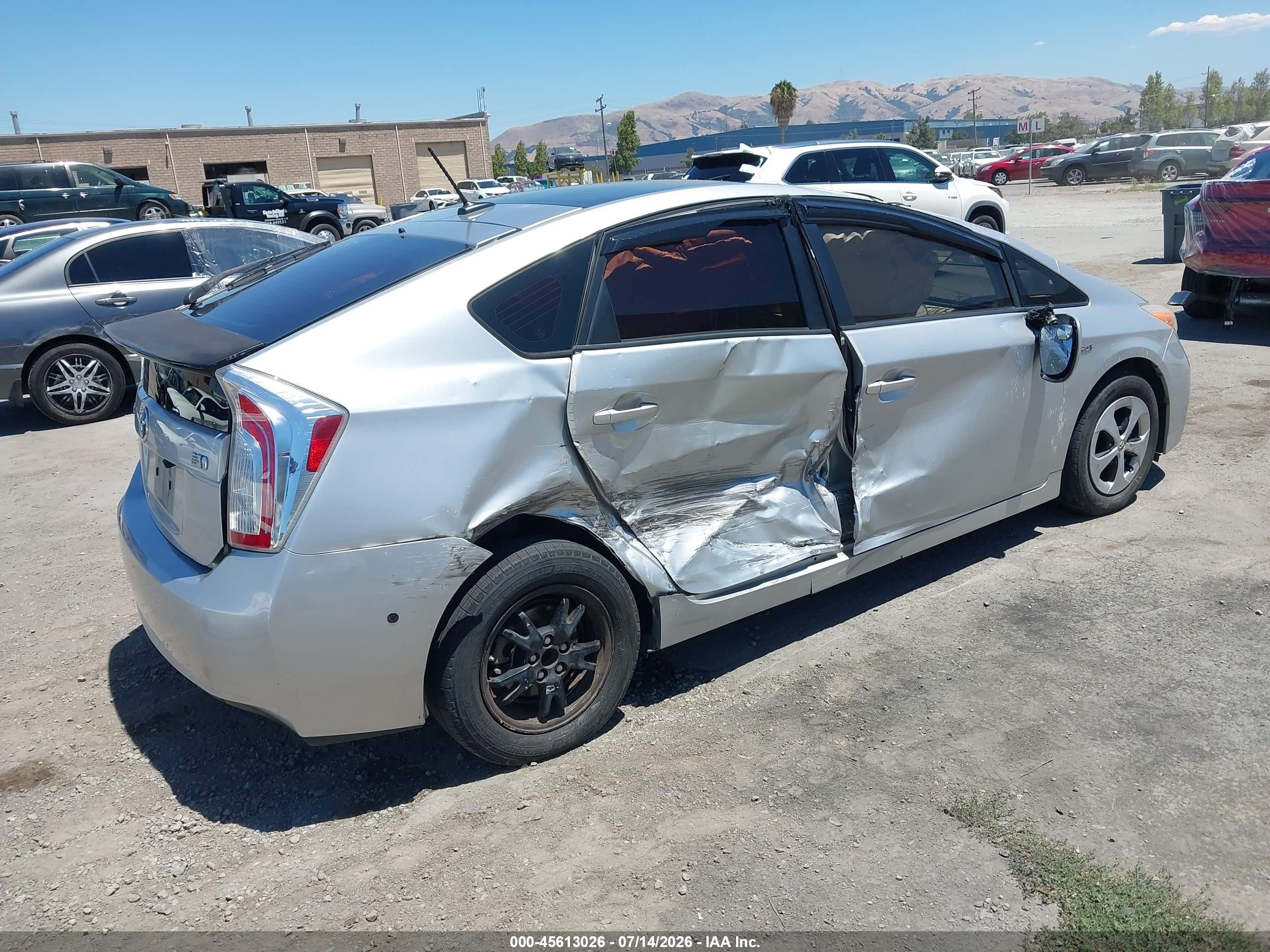2013 Toyota Prius Four Silver vin: JTDKN3DU5D1684875