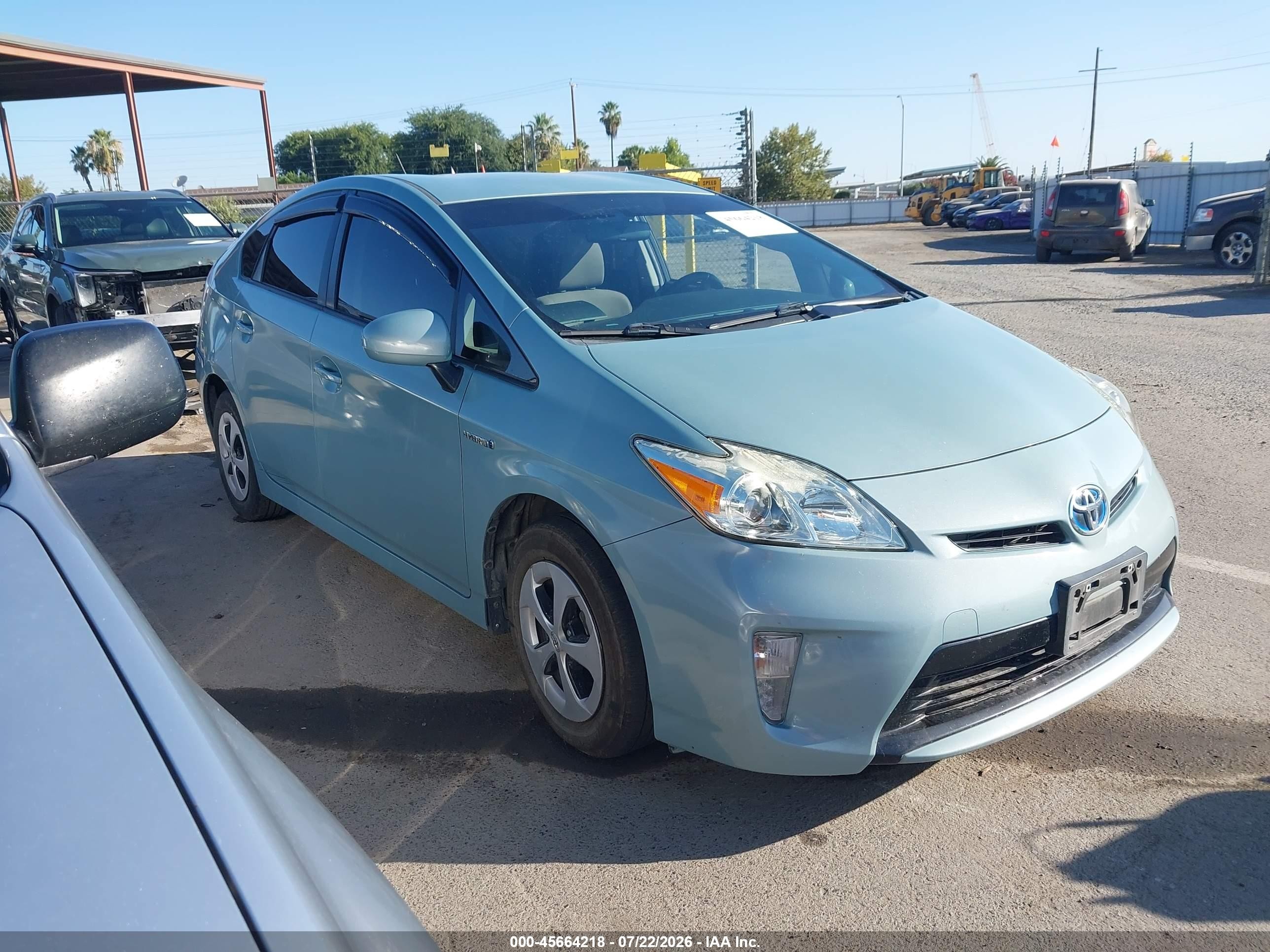 2013 Toyota Prius Two Green vin: JTDKN3DU5D1723965