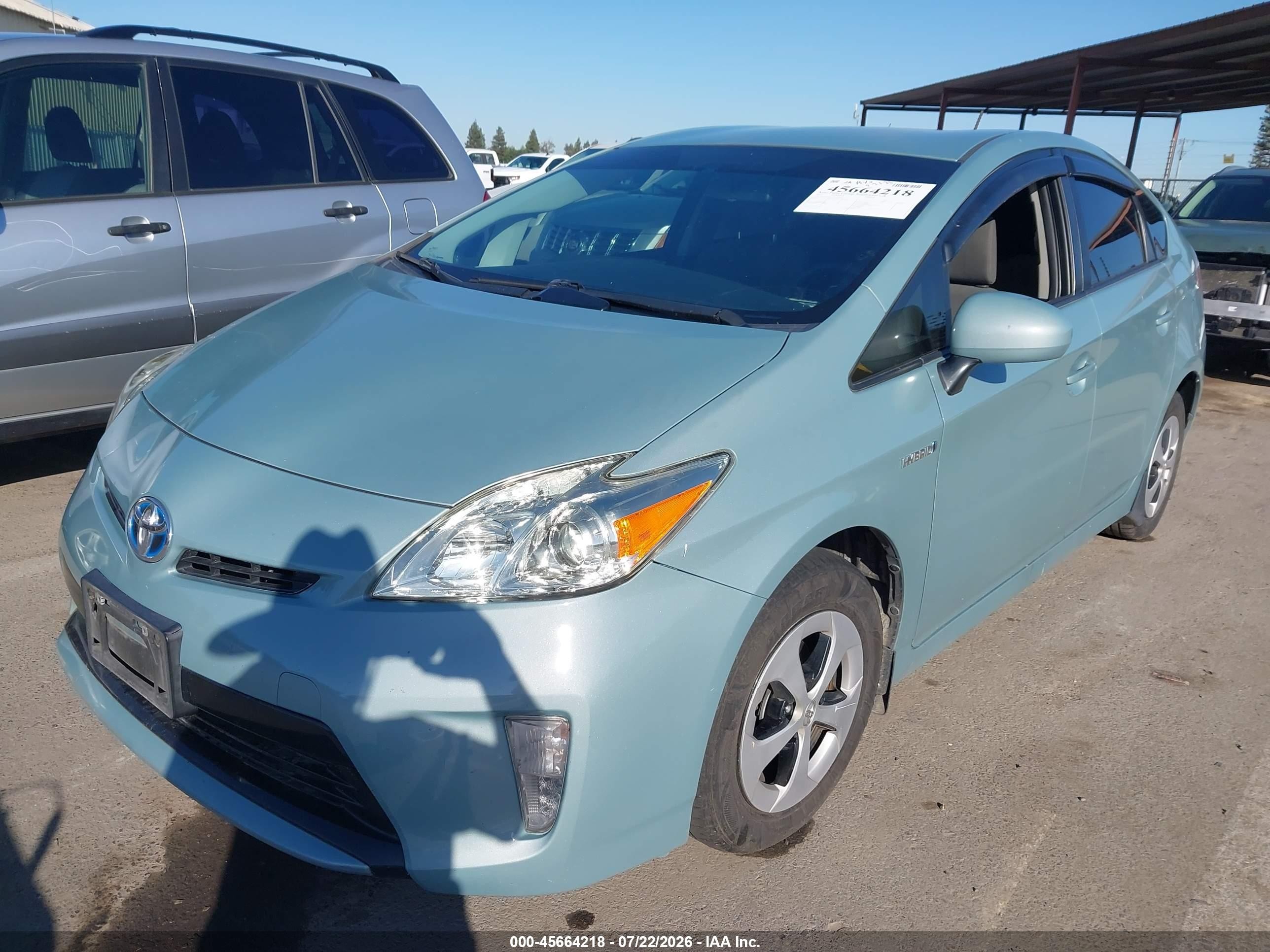 2013 Toyota Prius Two Green vin: JTDKN3DU5D1723965
