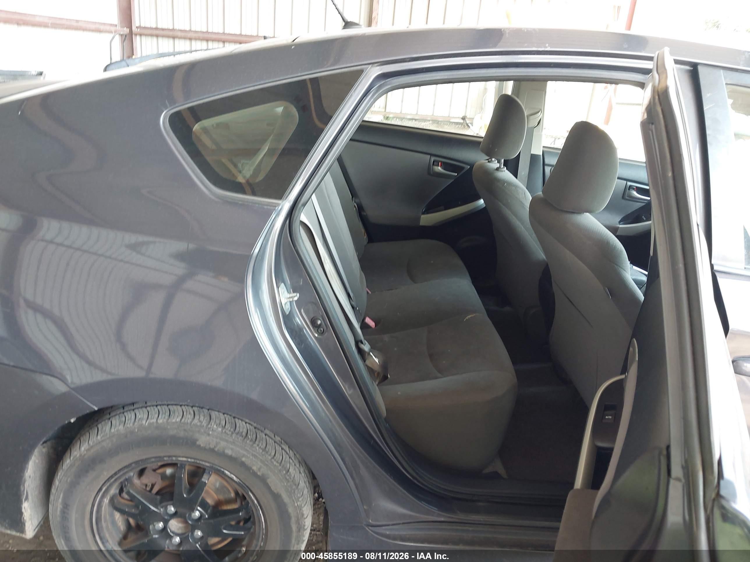 2013 Toyota Prius Two Серый vin: JTDKN3DU5D5557830