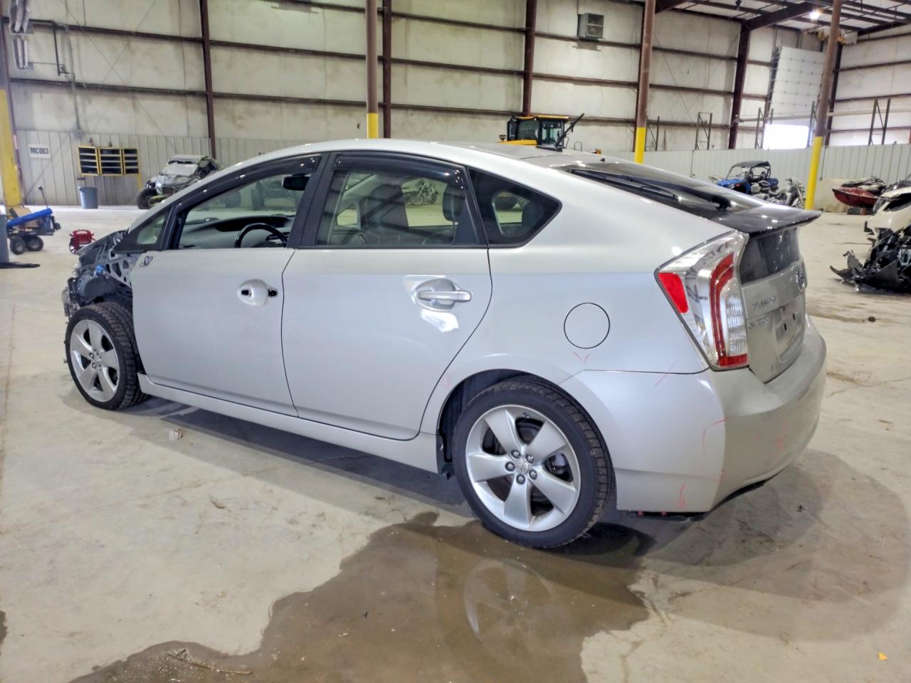 2013 Toyota Prius Five Silver vin: JTDKN3DU5D5557889