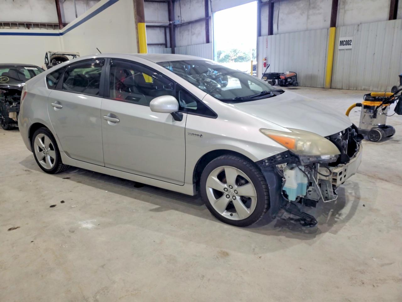 2013 Toyota Prius Five Silver vin: JTDKN3DU5D5557889