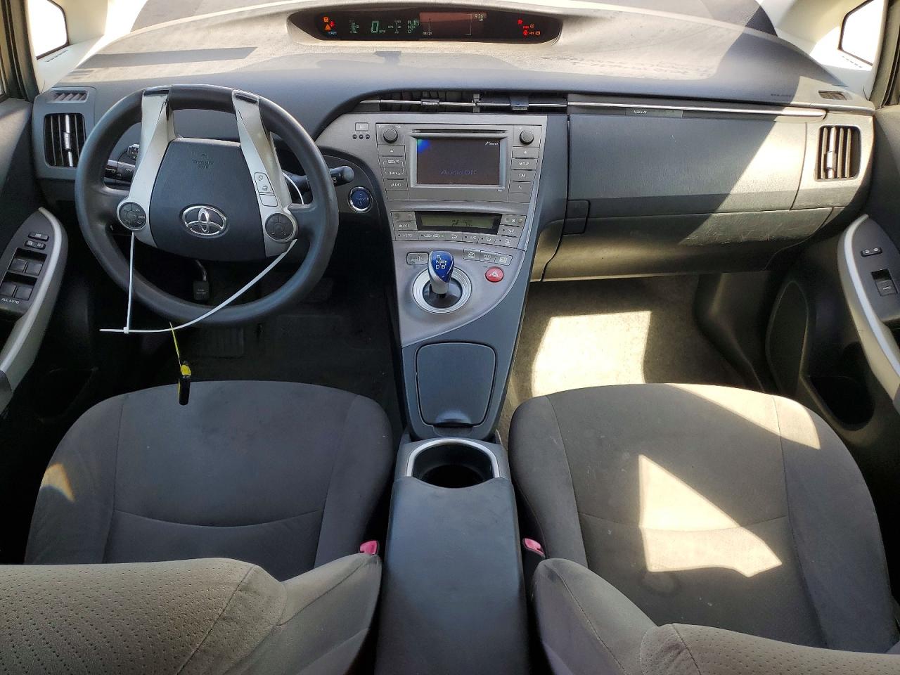 2013 Toyota Prius Two Silver vin: JTDKN3DU5D5561375