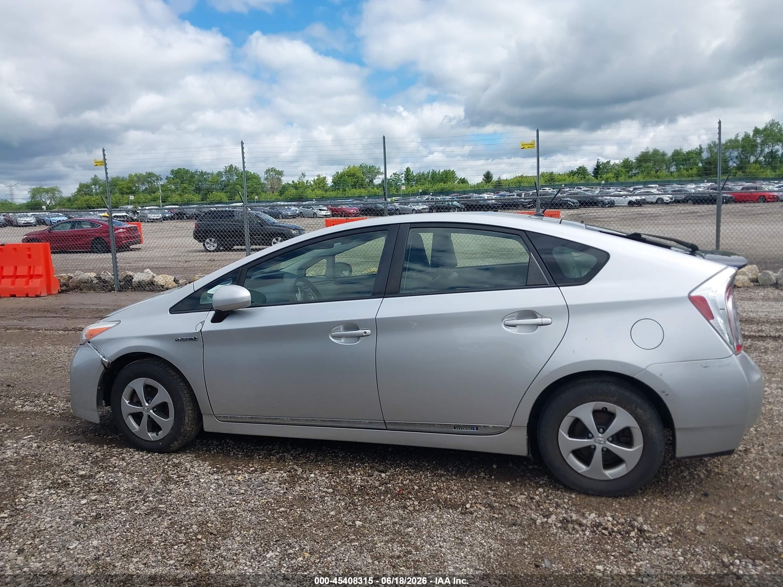2013 Toyota Prius Two Silver vin: JTDKN3DU5D5564907