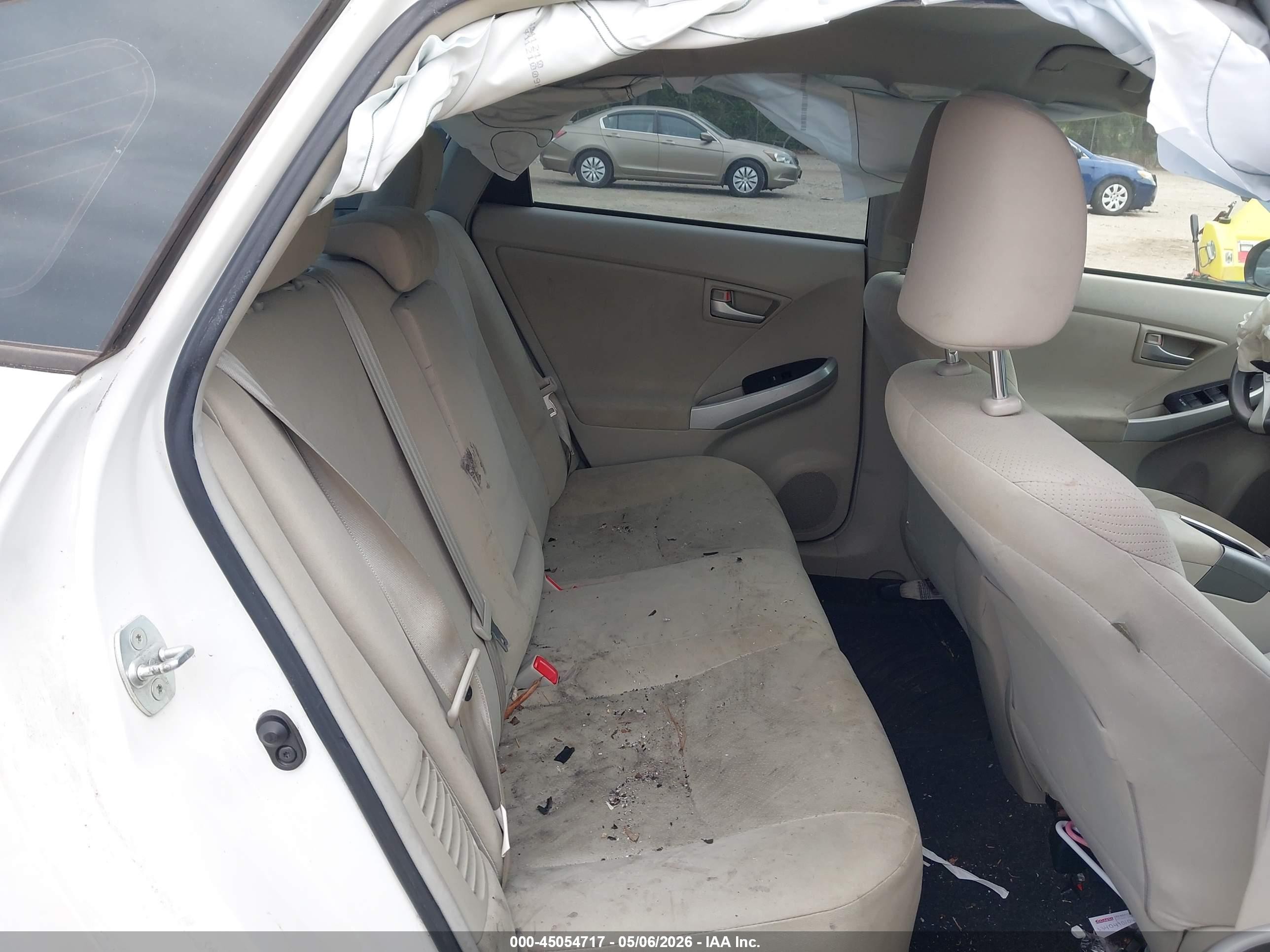 2013 Toyota Prius Three Белый vin: JTDKN3DU5D5577253
