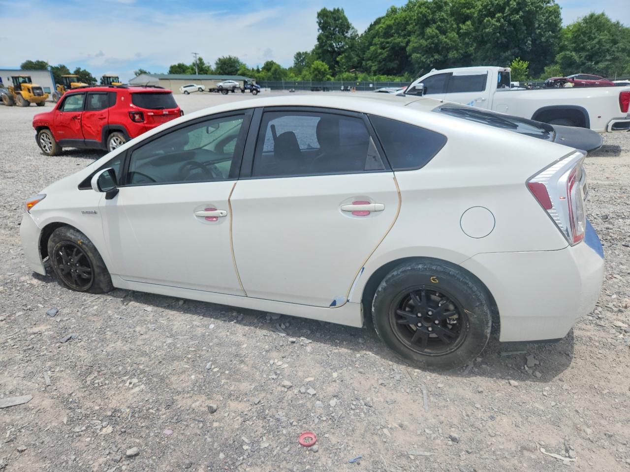2013 Toyota Prius Two White vin: JTDKN3DU5D5609652