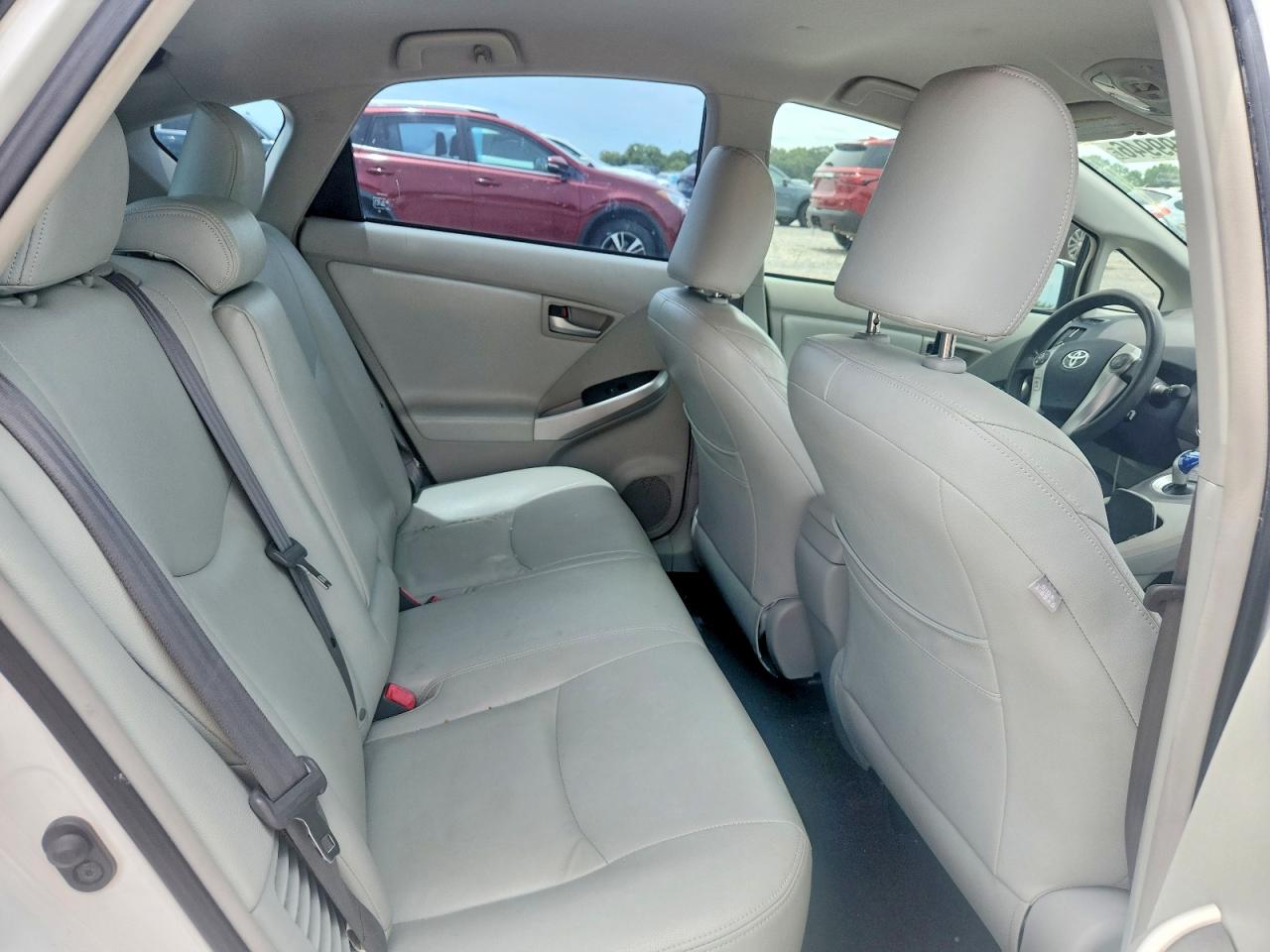 2013 Toyota Prius Two White vin: JTDKN3DU5D5609652
