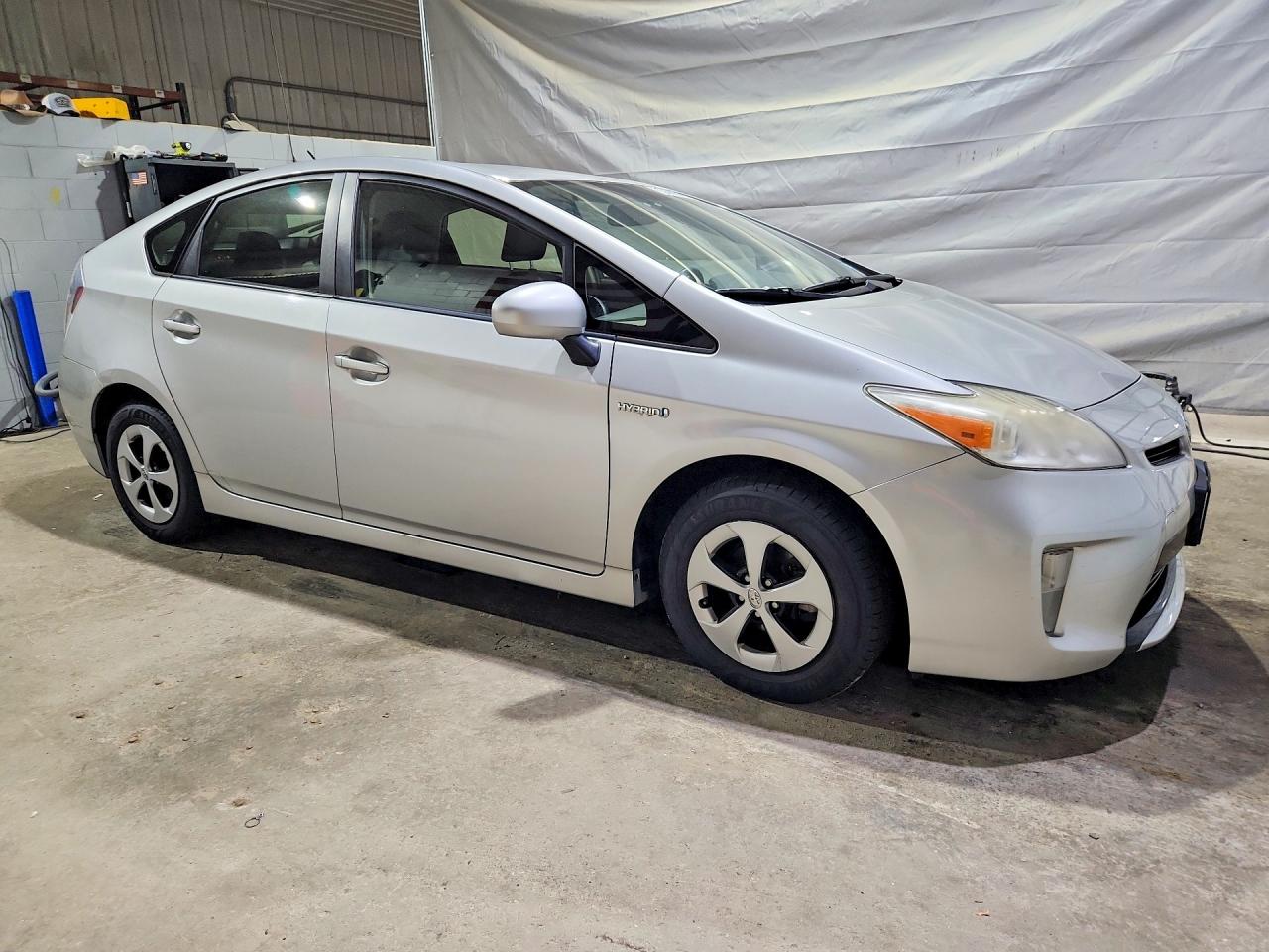 2013 Toyota Prius Four Silver vin: JTDKN3DU5D5615239