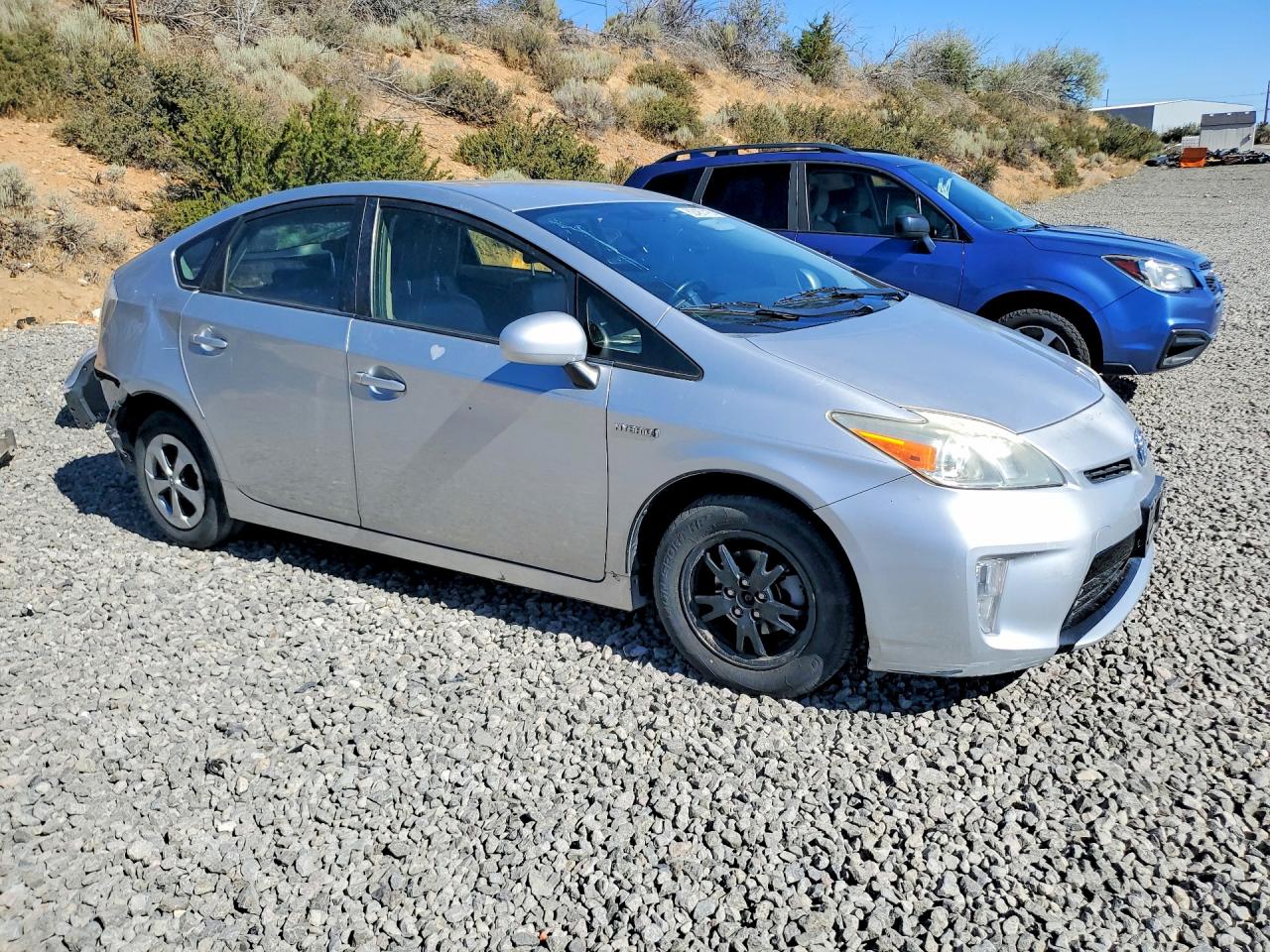2013 Toyota Prius Four Silver vin: JTDKN3DU5D5649388