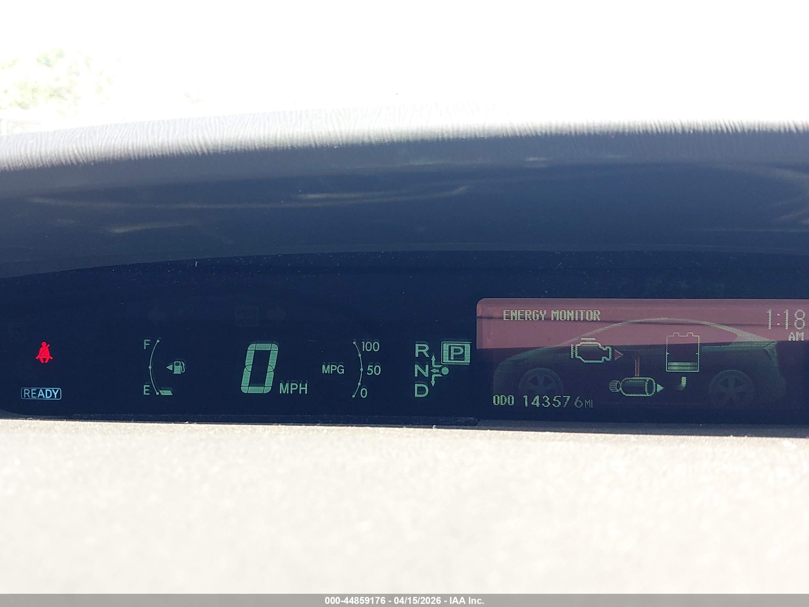 2014 Toyota Prius Four Серебряный vin: JTDKN3DU5E0365628