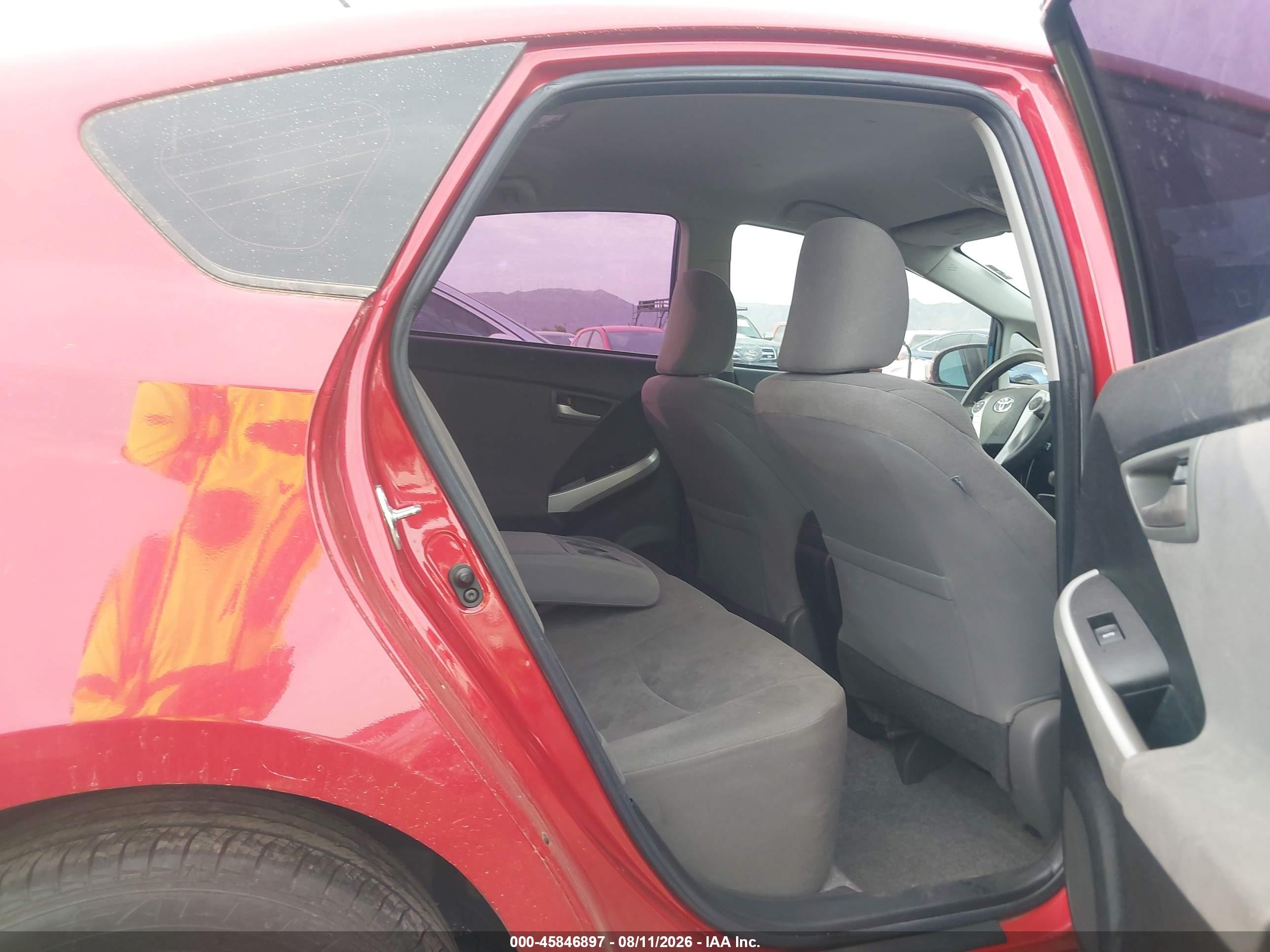 2014 Toyota Prius Two Red vin: JTDKN3DU5E0373907