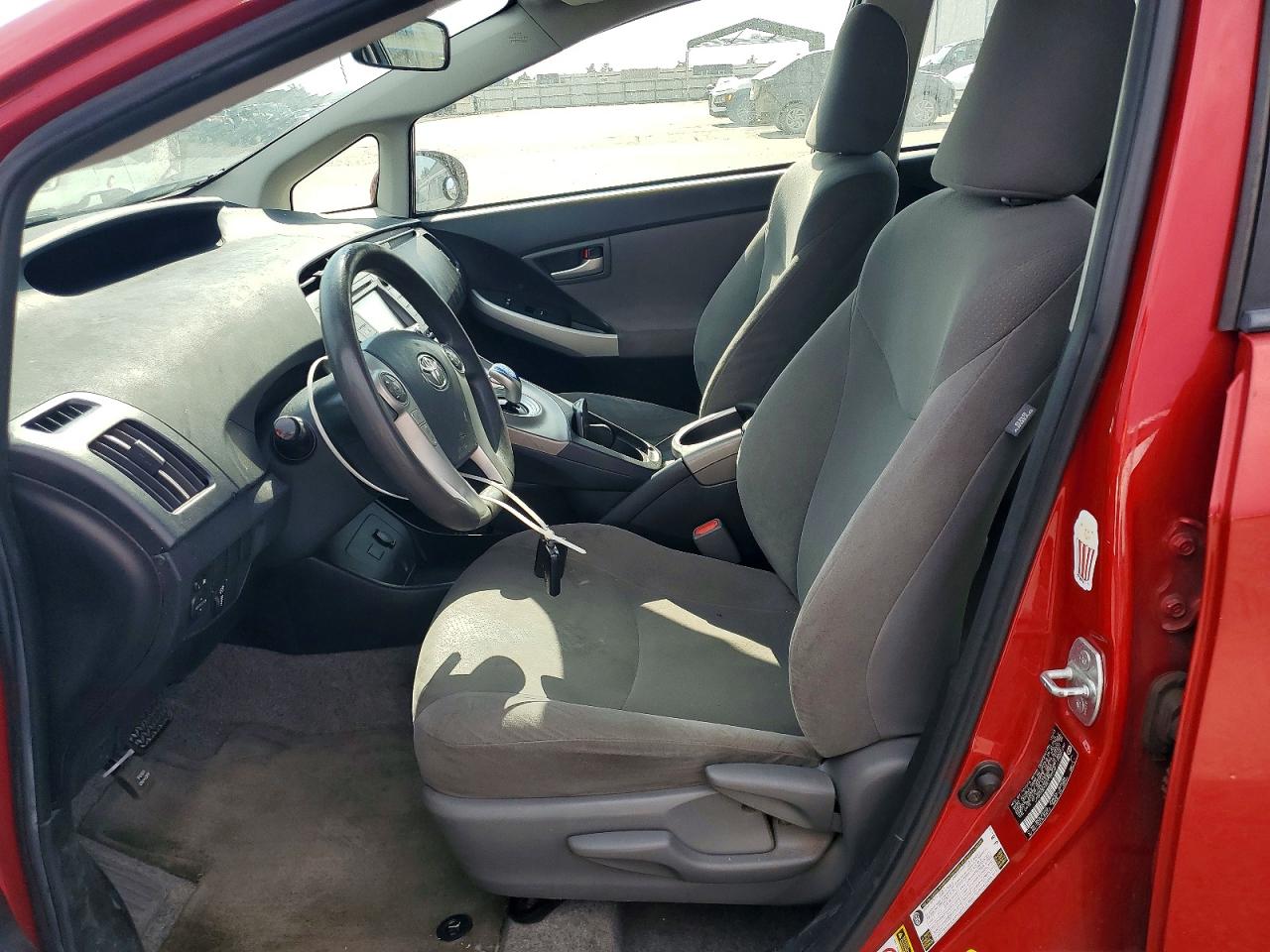 2014 Toyota Prius Three Red vin: JTDKN3DU5E1750102