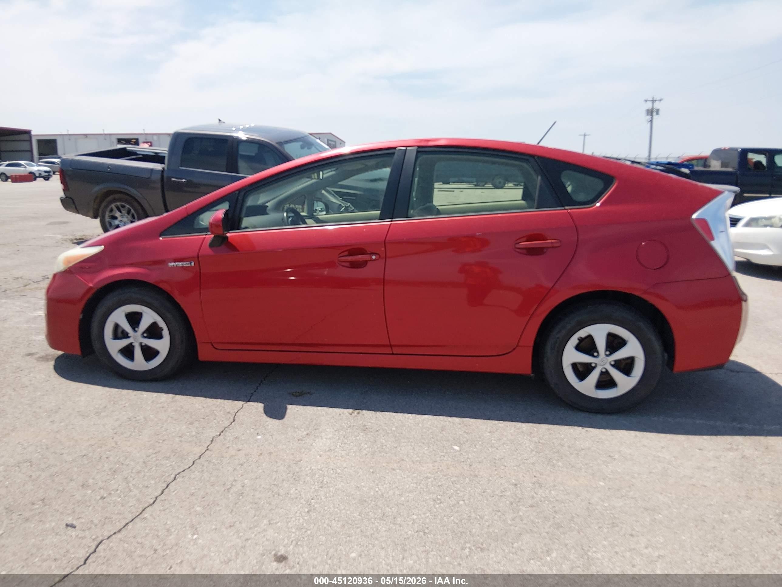 2014 Toyota Prius Two Red vin: JTDKN3DU5E1752819