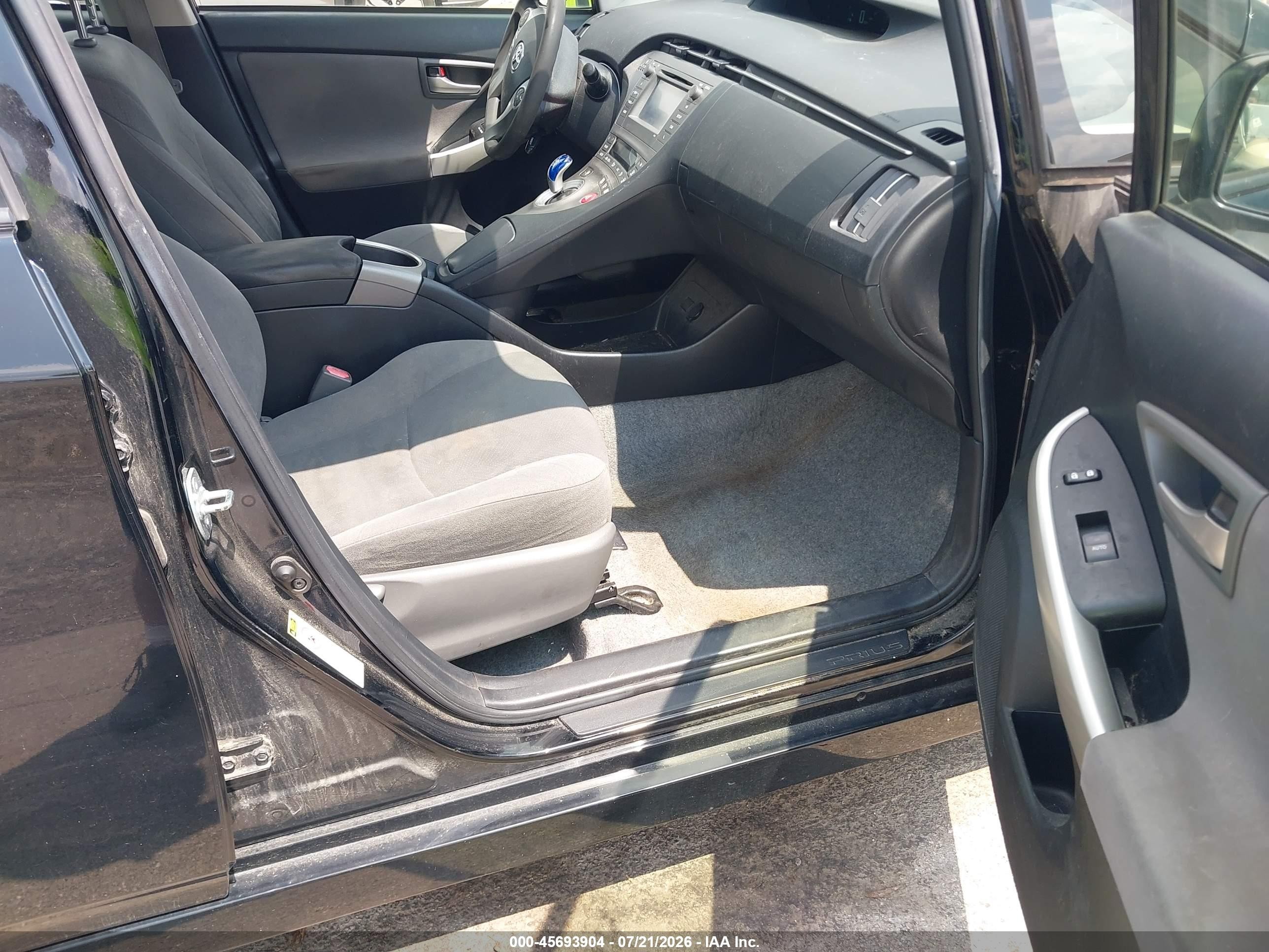 2014 Toyota Prius Two Gray vin: JTDKN3DU5E1798280