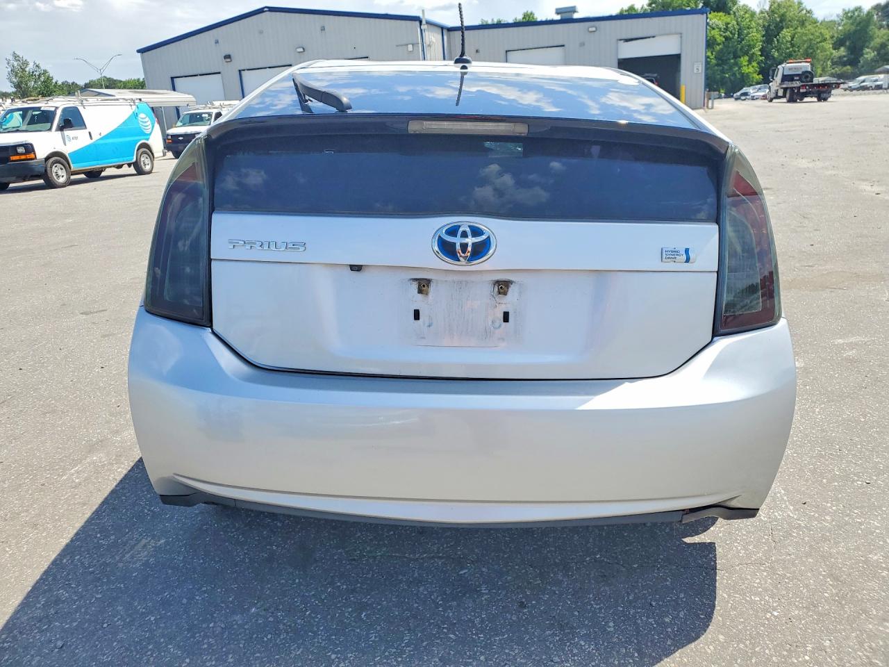 2014 Toyota Prius Five Silver vin: JTDKN3DU5E1835022