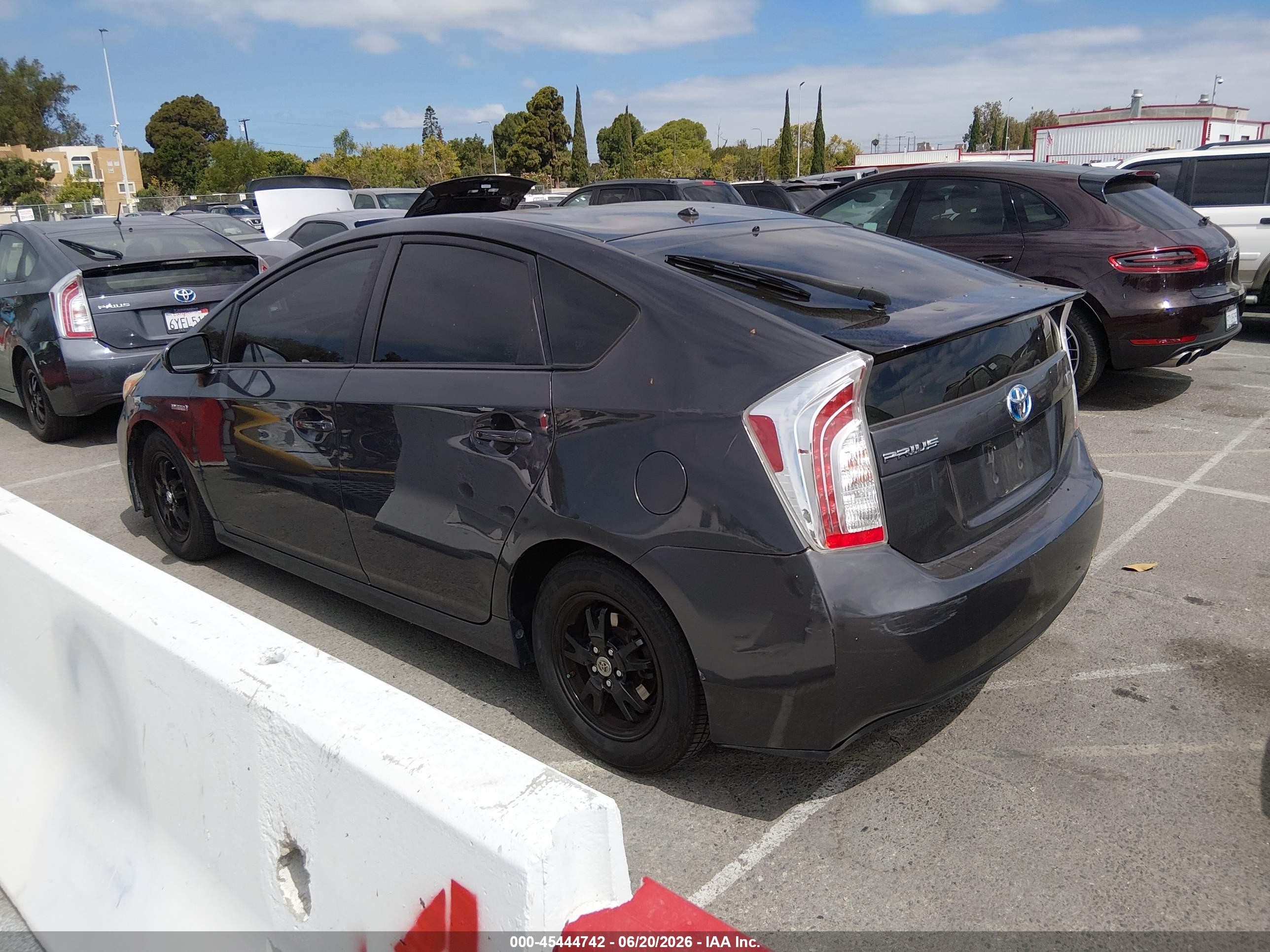 2015 Toyota Prius Two Blue vin: JTDKN3DU5F0400461