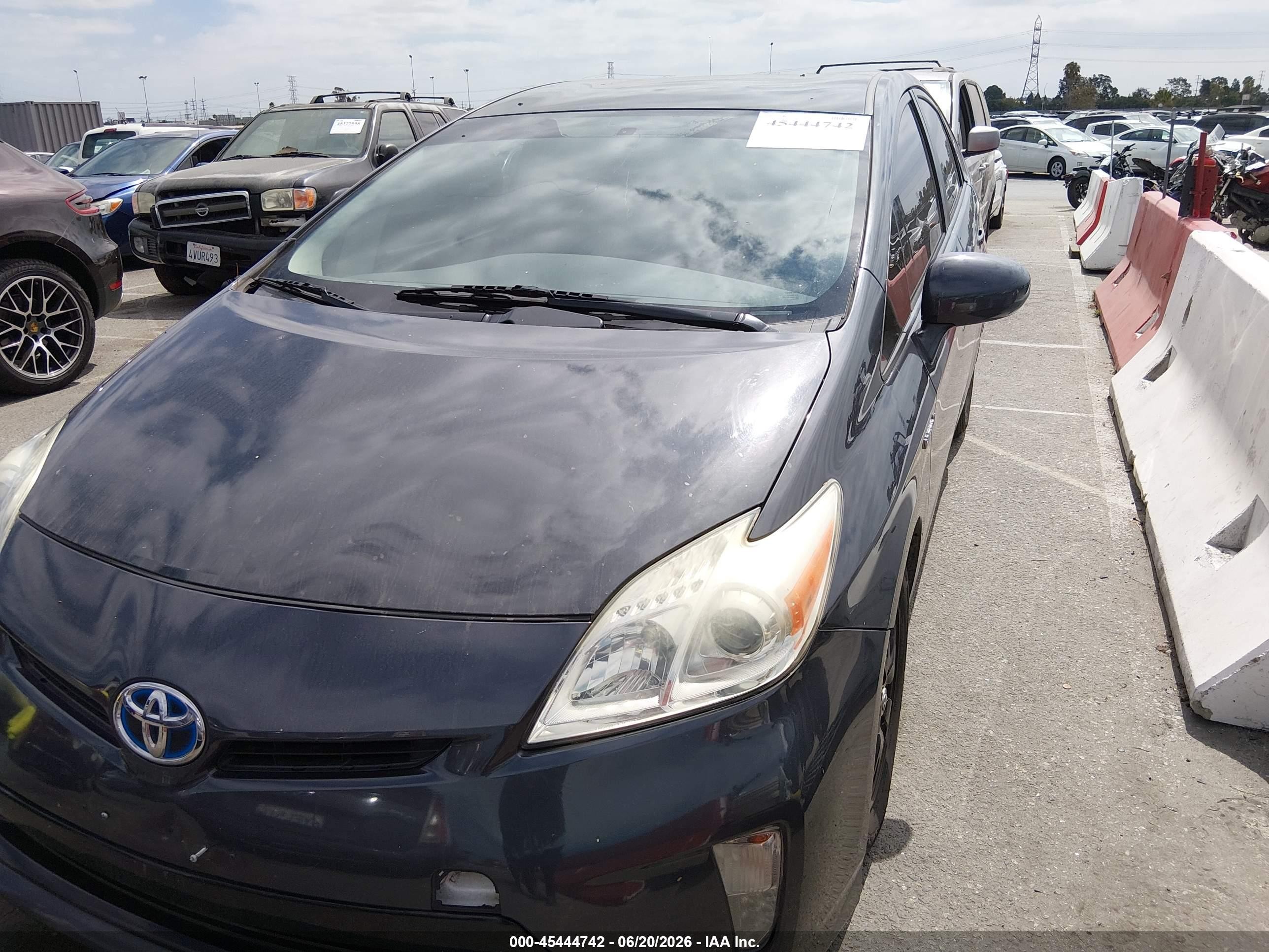 2015 Toyota Prius Two Blue vin: JTDKN3DU5F0400461