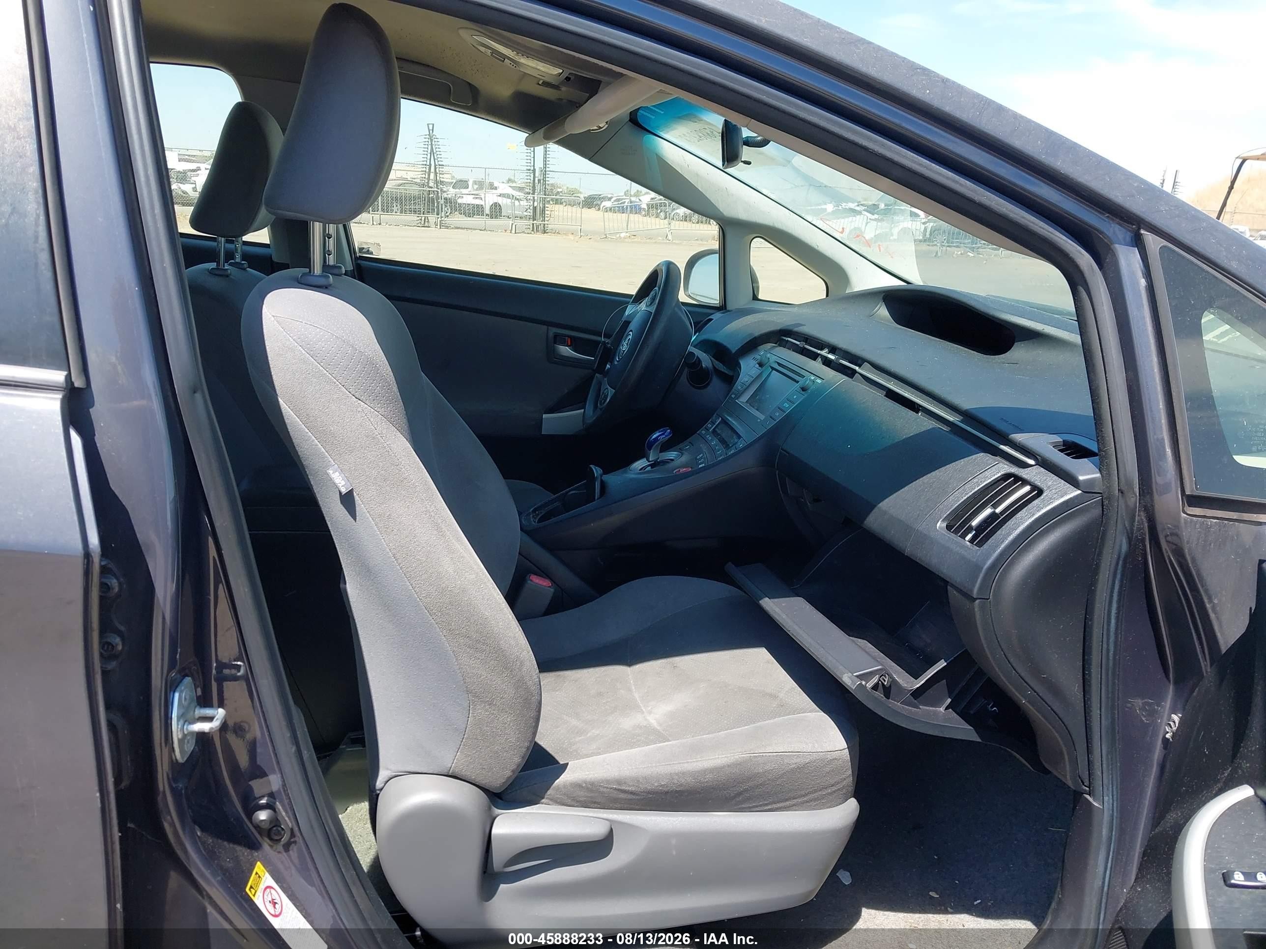 2015 Toyota Prius Two Gray vin: JTDKN3DU5F0413176