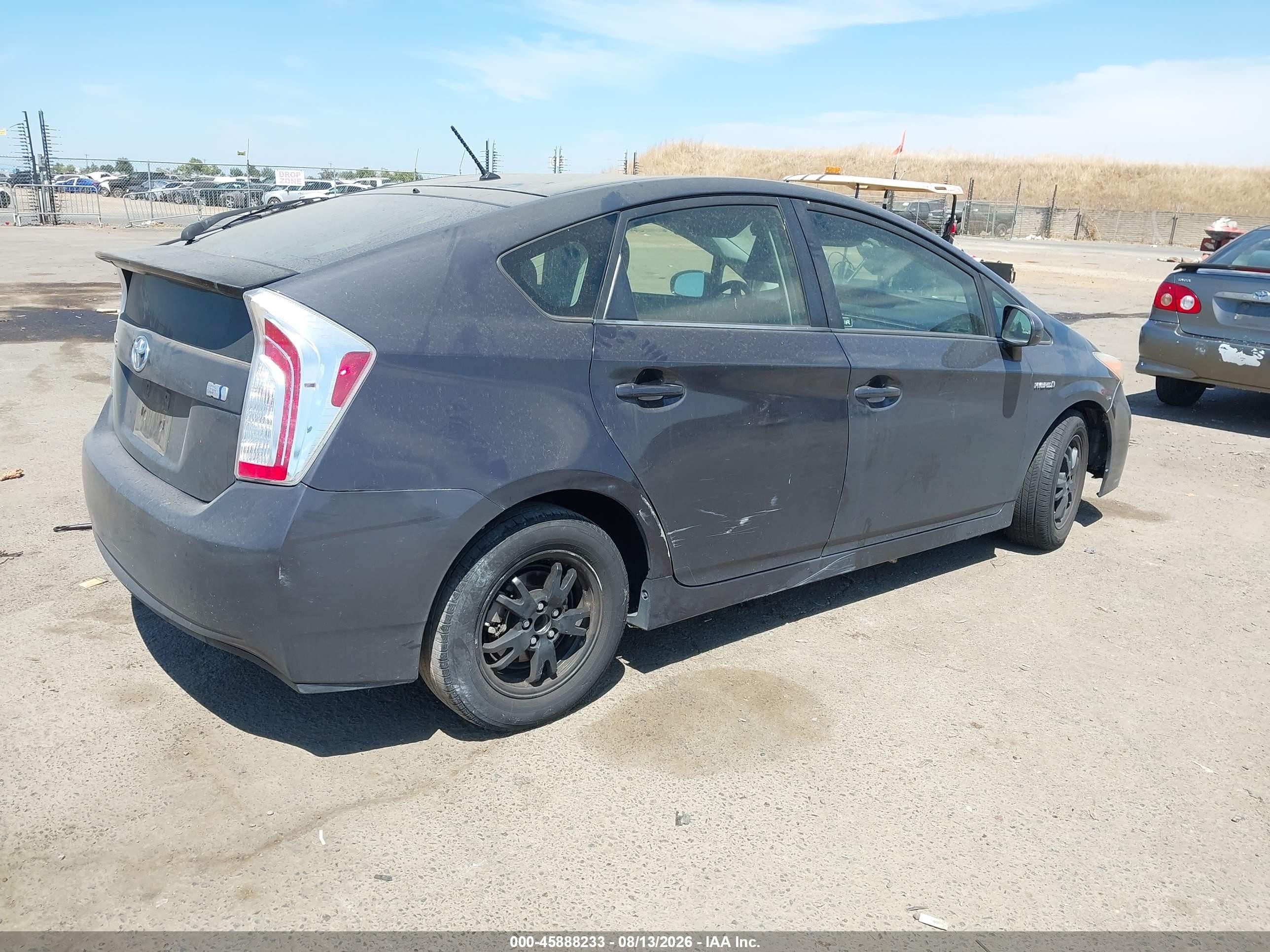 2015 Toyota Prius Two Gray vin: JTDKN3DU5F0413176