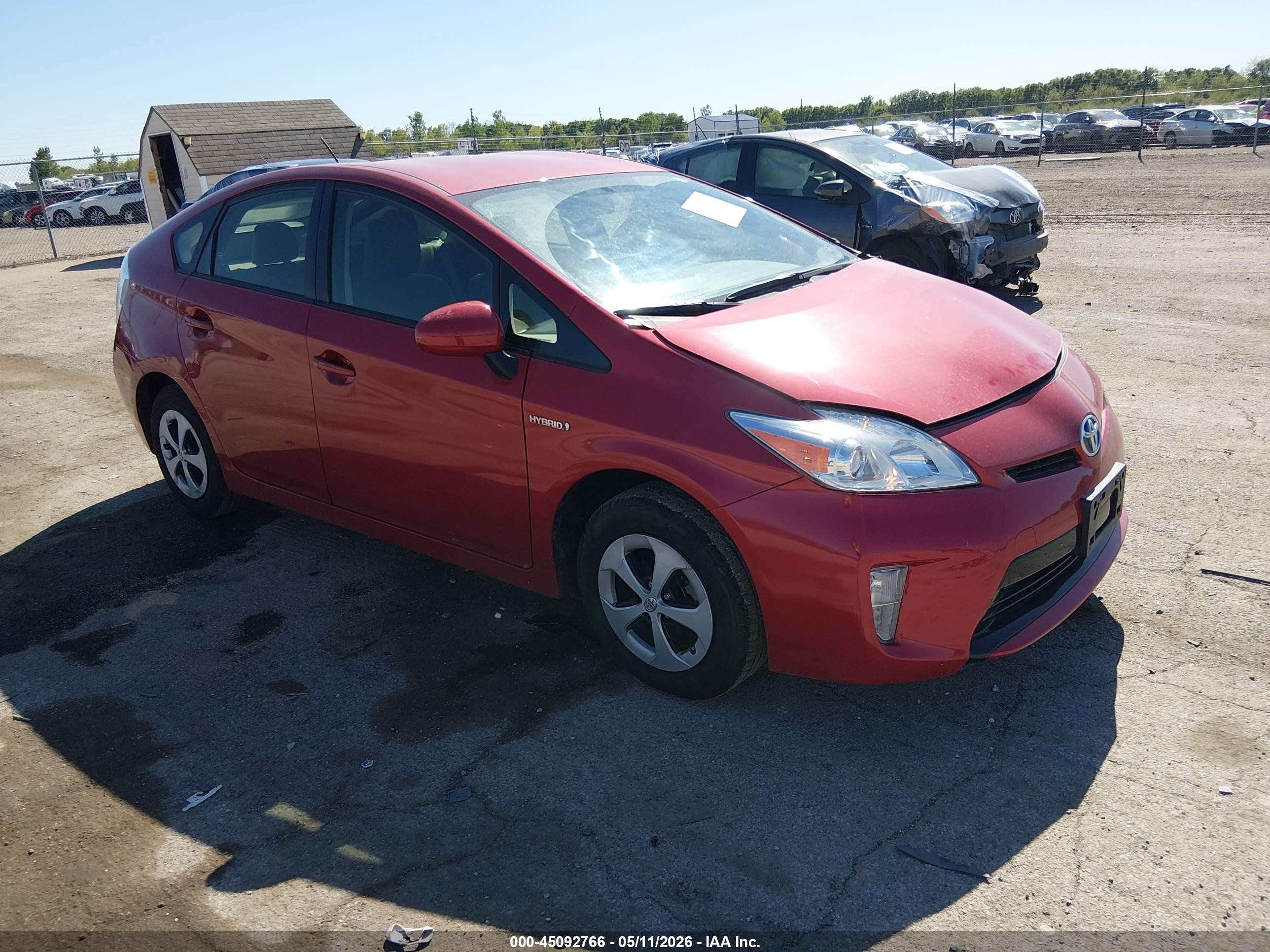 2015 Toyota Prius Three Red vin: JTDKN3DU5F0419124