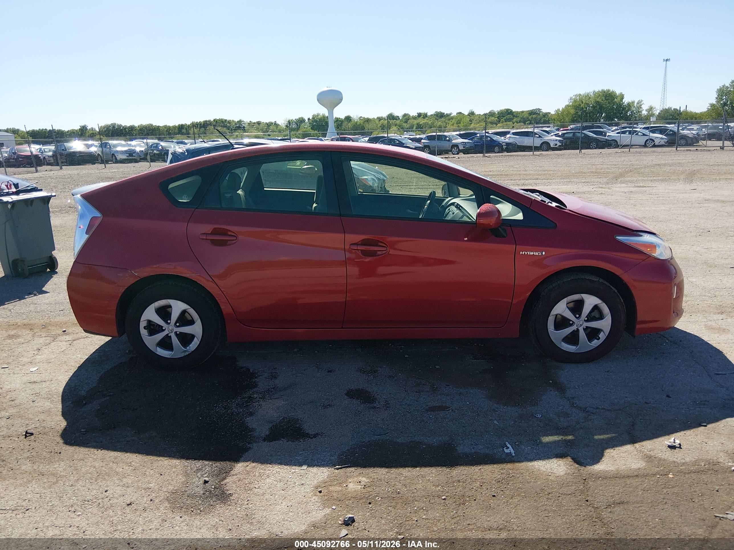2015 Toyota Prius Three Red vin: JTDKN3DU5F0419124