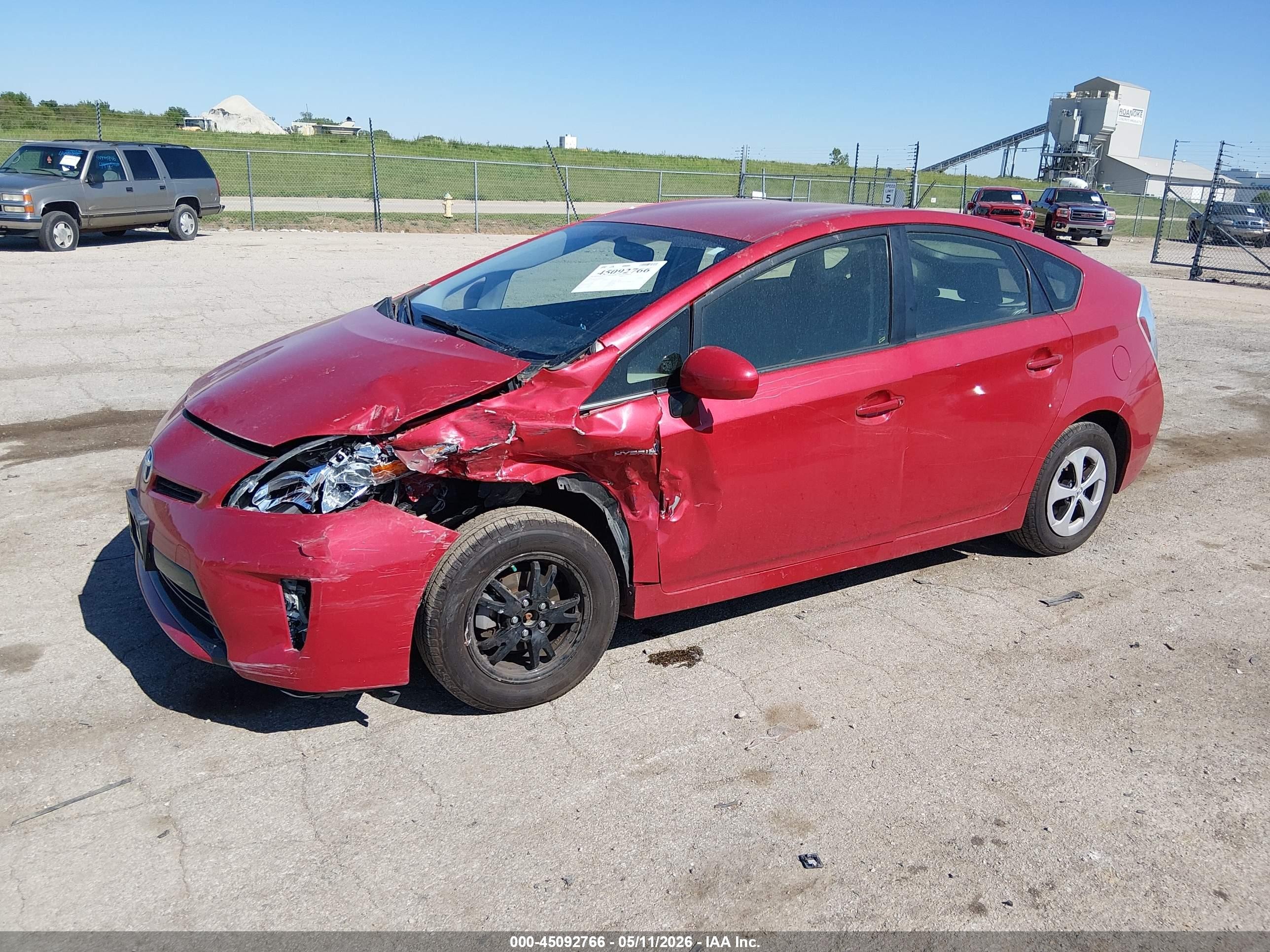2015 Toyota Prius Three Red vin: JTDKN3DU5F0419124